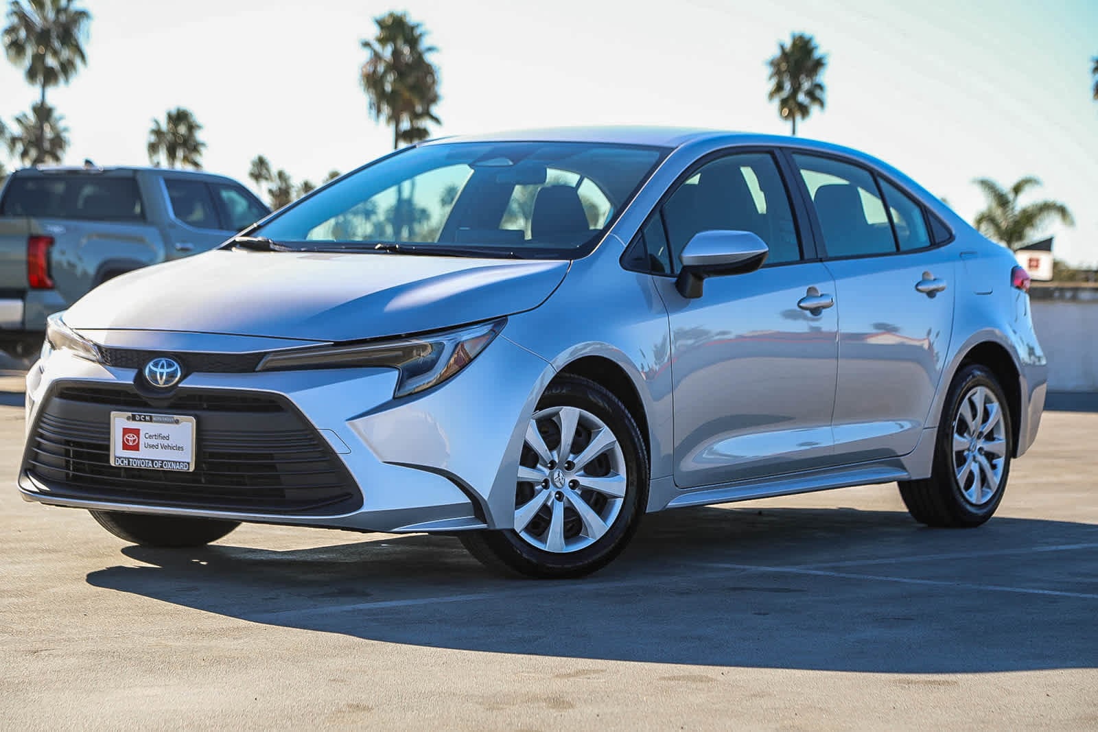 2025 Toyota Corolla LE's photo