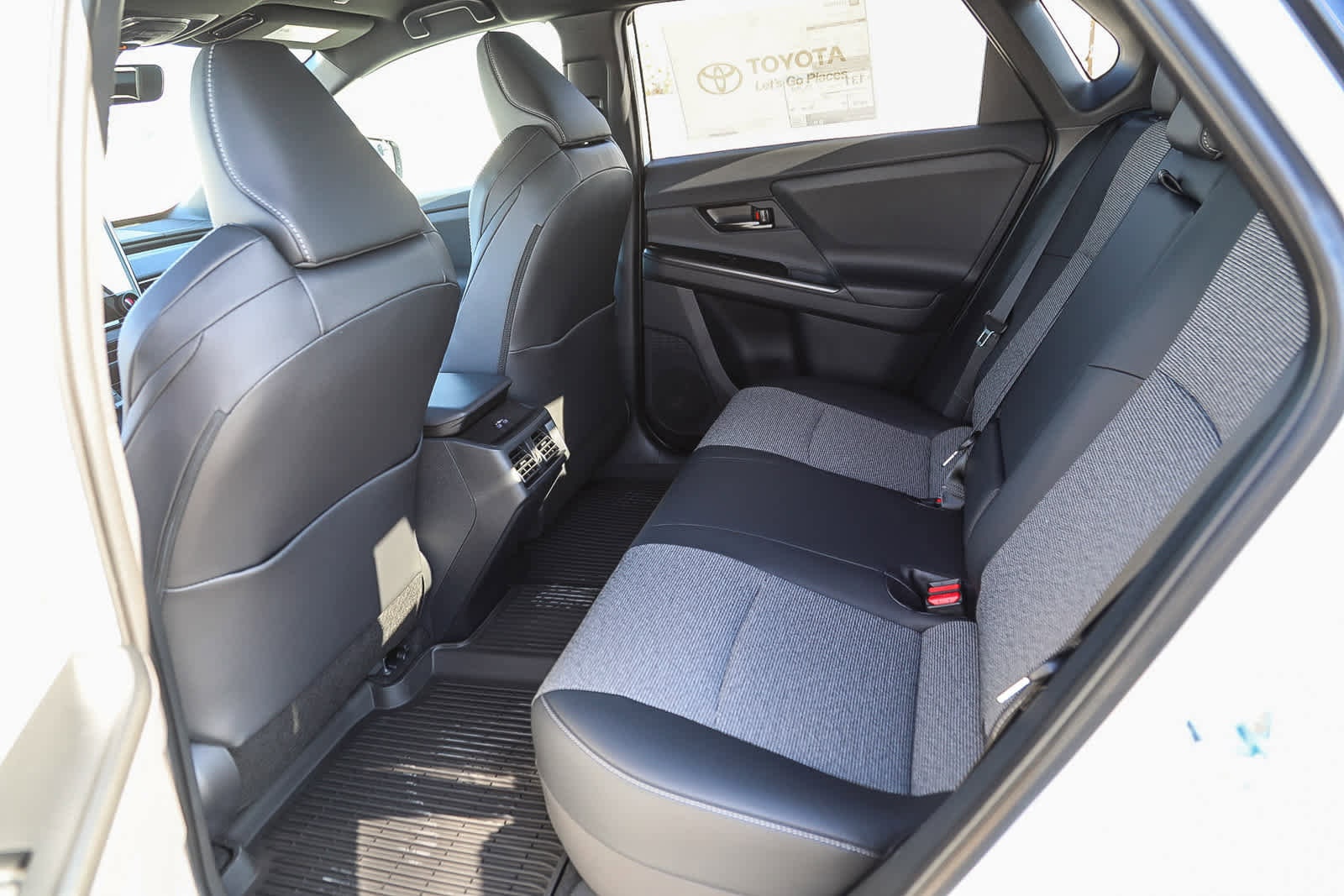 Thumbnail: 2026 Toyota bZ - 20