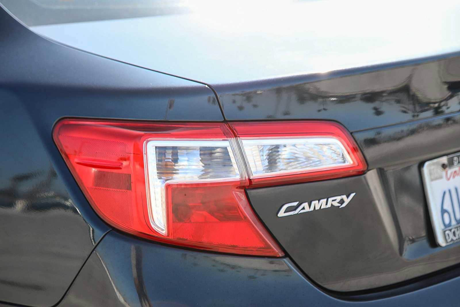 Thumbnail: 2012 Toyota Camry - 8