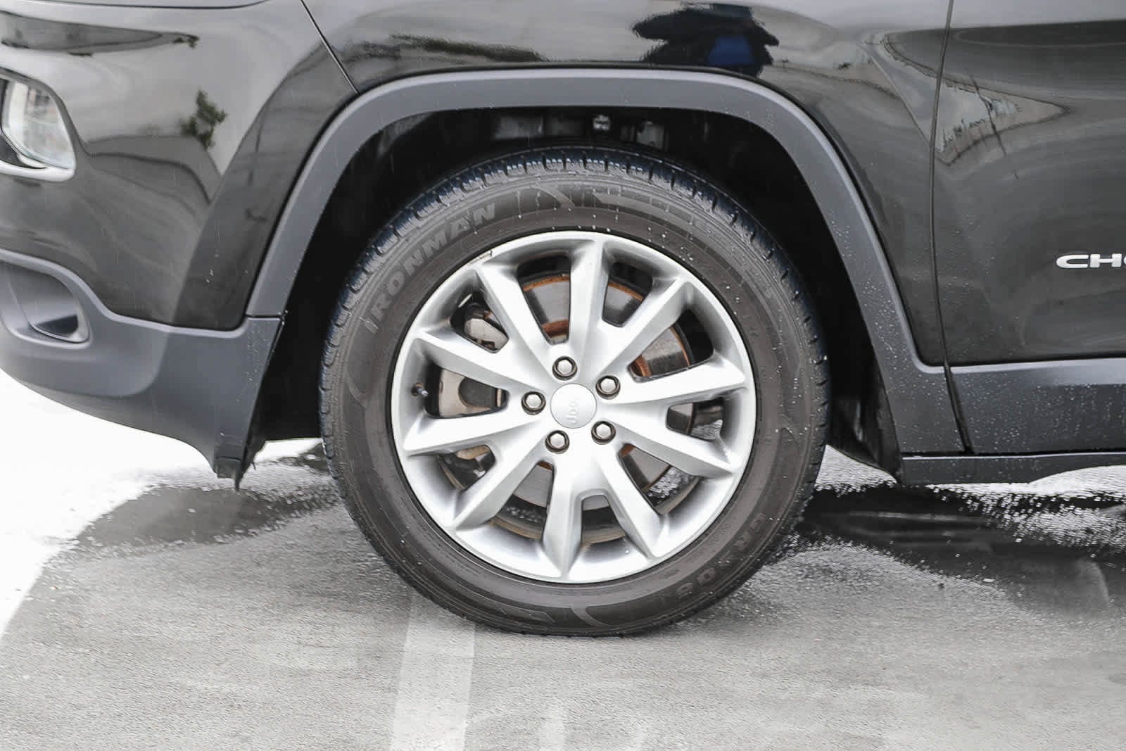 Thumbnail: 2018 Jeep Cherokee - 9