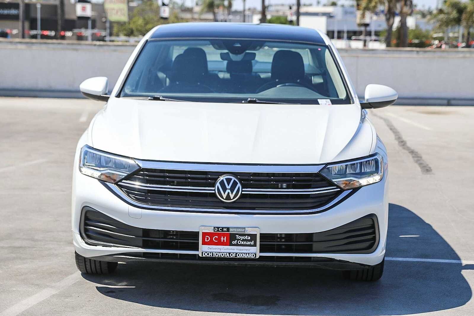 2023 Volkswagen Jetta 1.5T SE photo 2