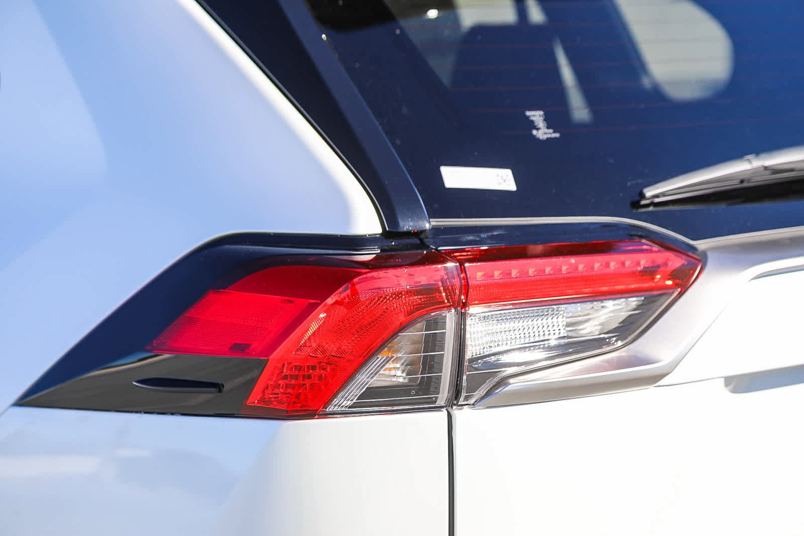 Thumbnail: 2025 Toyota RAV4 - 9