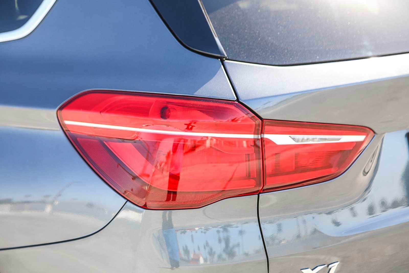 Thumbnail: 2019 BMW X1 - 8