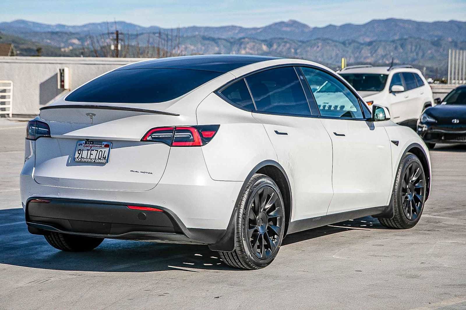 Thumbnail: 2021 Tesla Model Y - 5