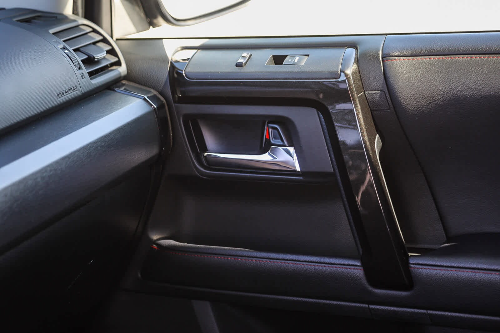 Thumbnail: 2022 Toyota 4Runner - 20