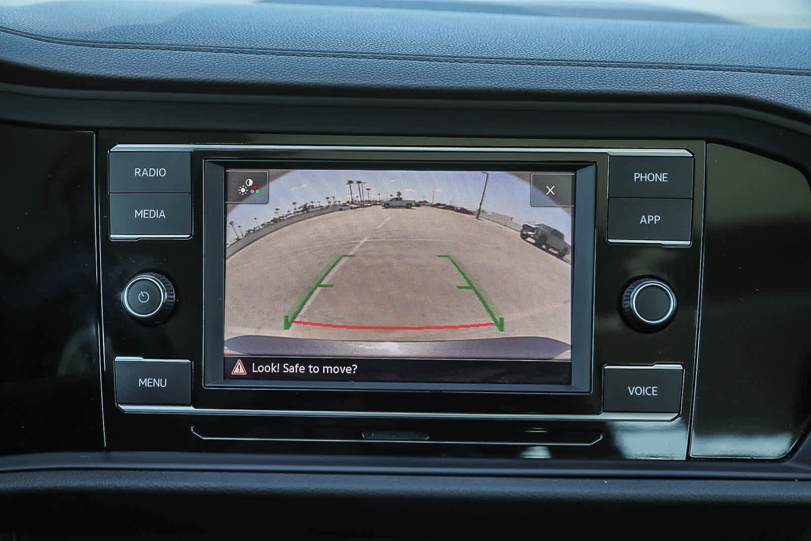 Thumbnail: 2024 Volkswagen Jetta - 22