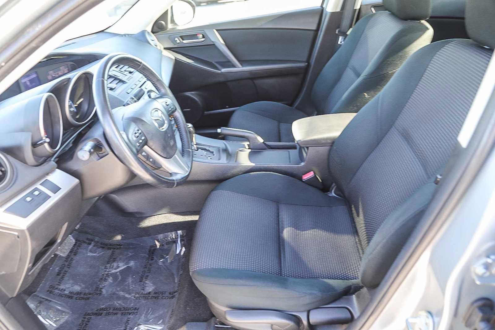 Thumbnail: 2013 Mazda Mazda3 - 17