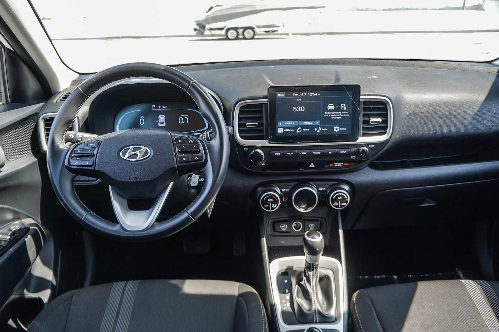 Thumbnail: 2023 Hyundai Venue - 12