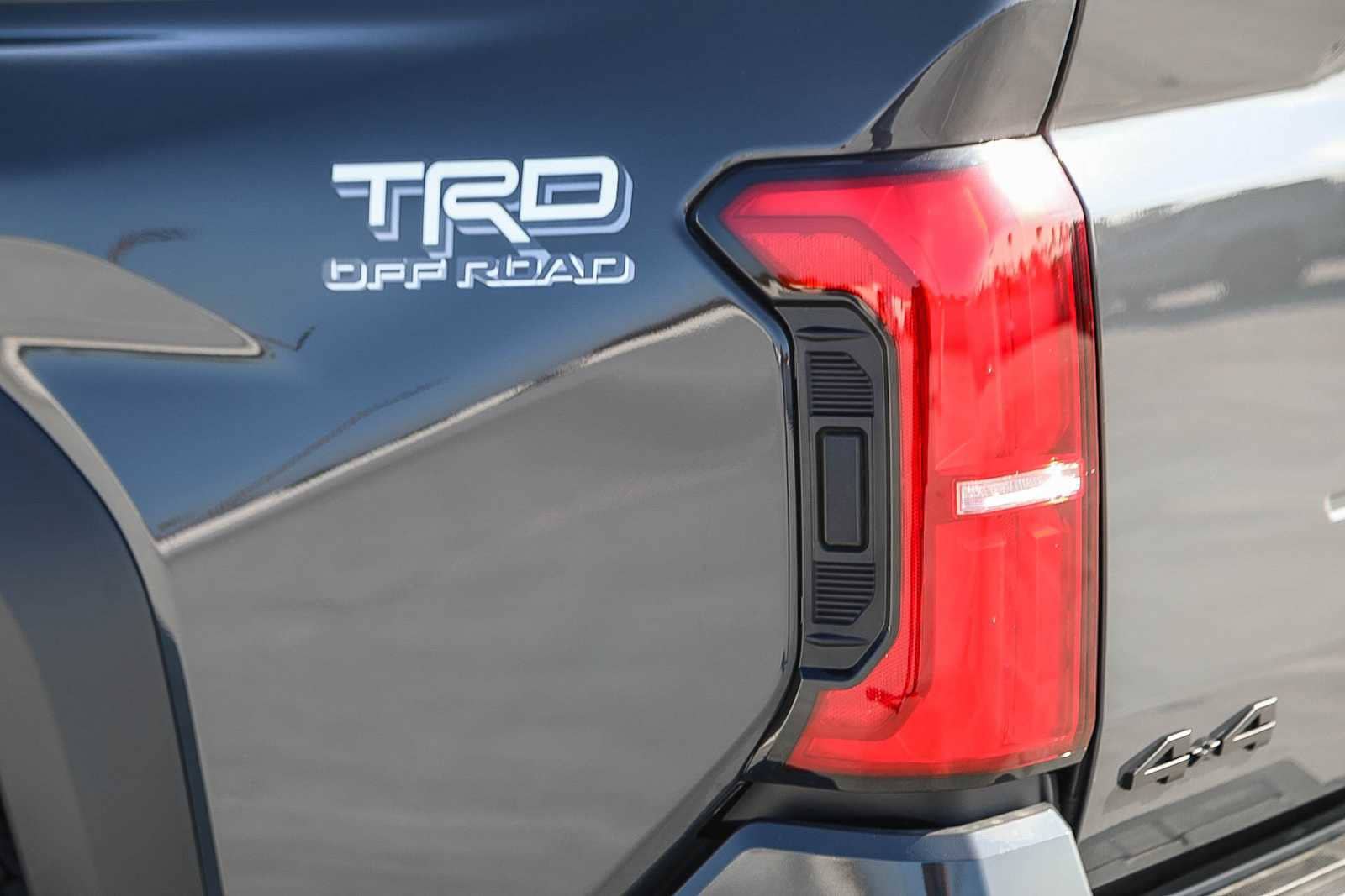 Thumbnail: 2025 Toyota Tacoma - 9