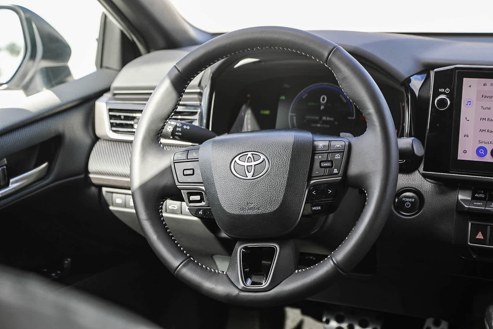 Thumbnail: 2025 Toyota Camry - 15