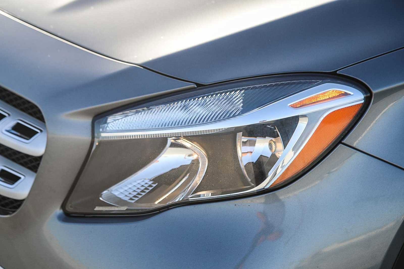 Thumbnail: 2019 Mercedes-Benz GLA - 8