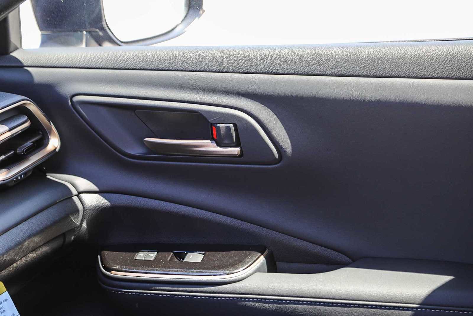 Thumbnail: 2026 Toyota Crown - 21