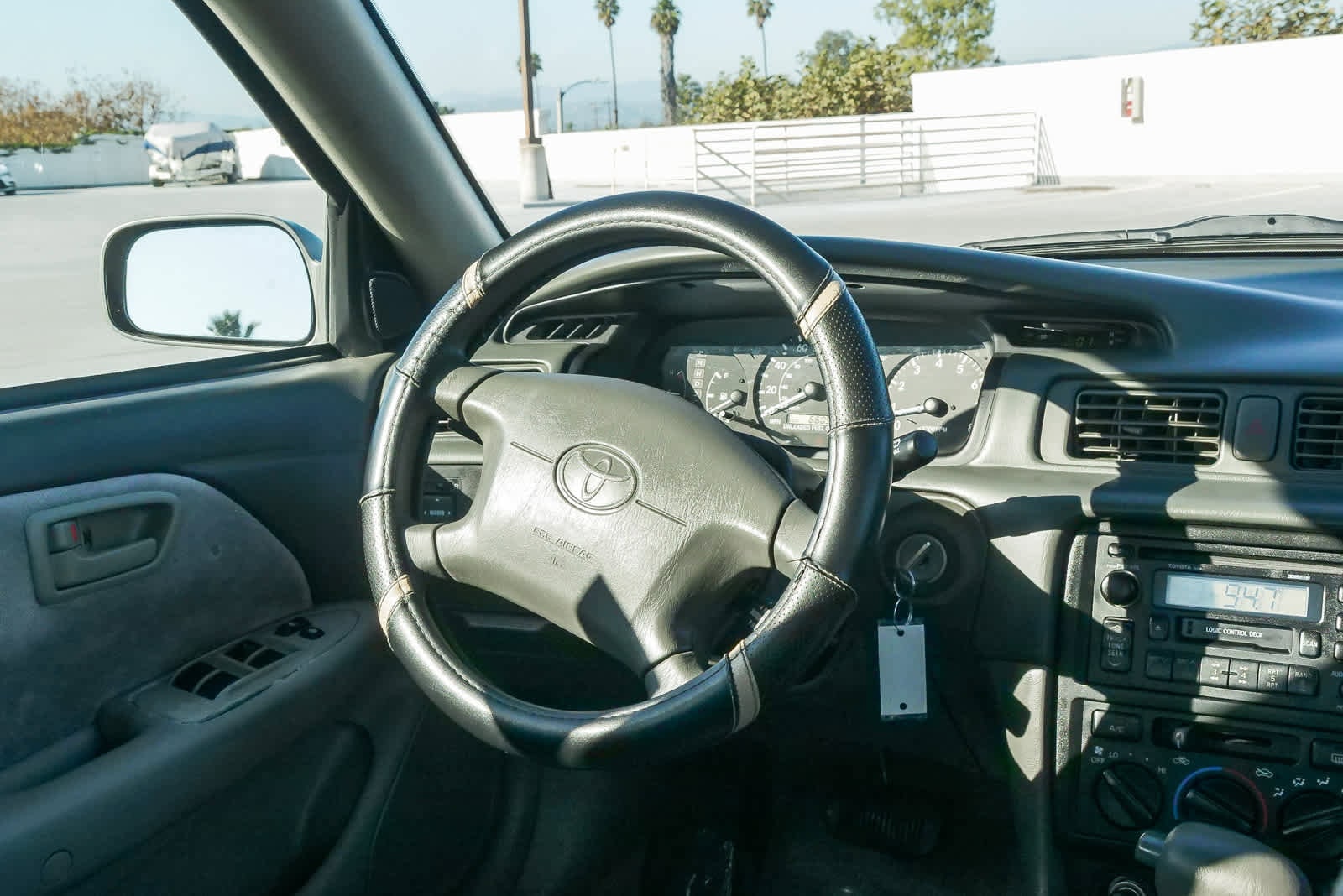 Thumbnail: 1999 Toyota Camry - 16