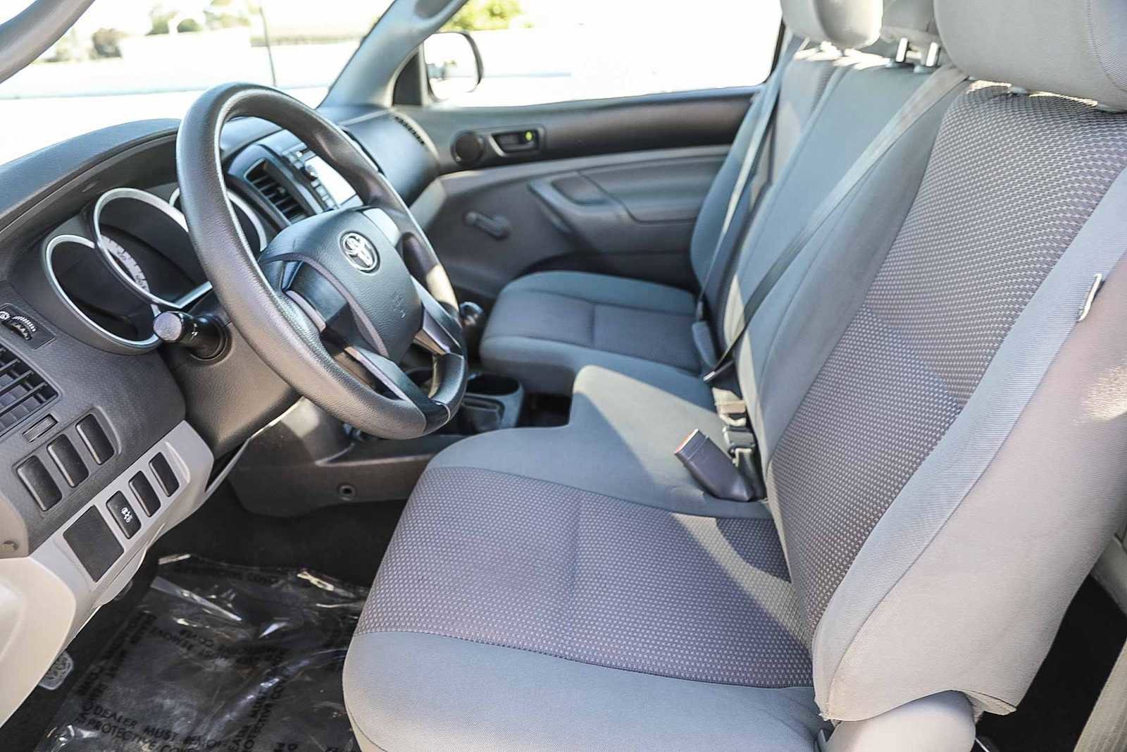 Thumbnail: 2013 Toyota Tacoma - 19