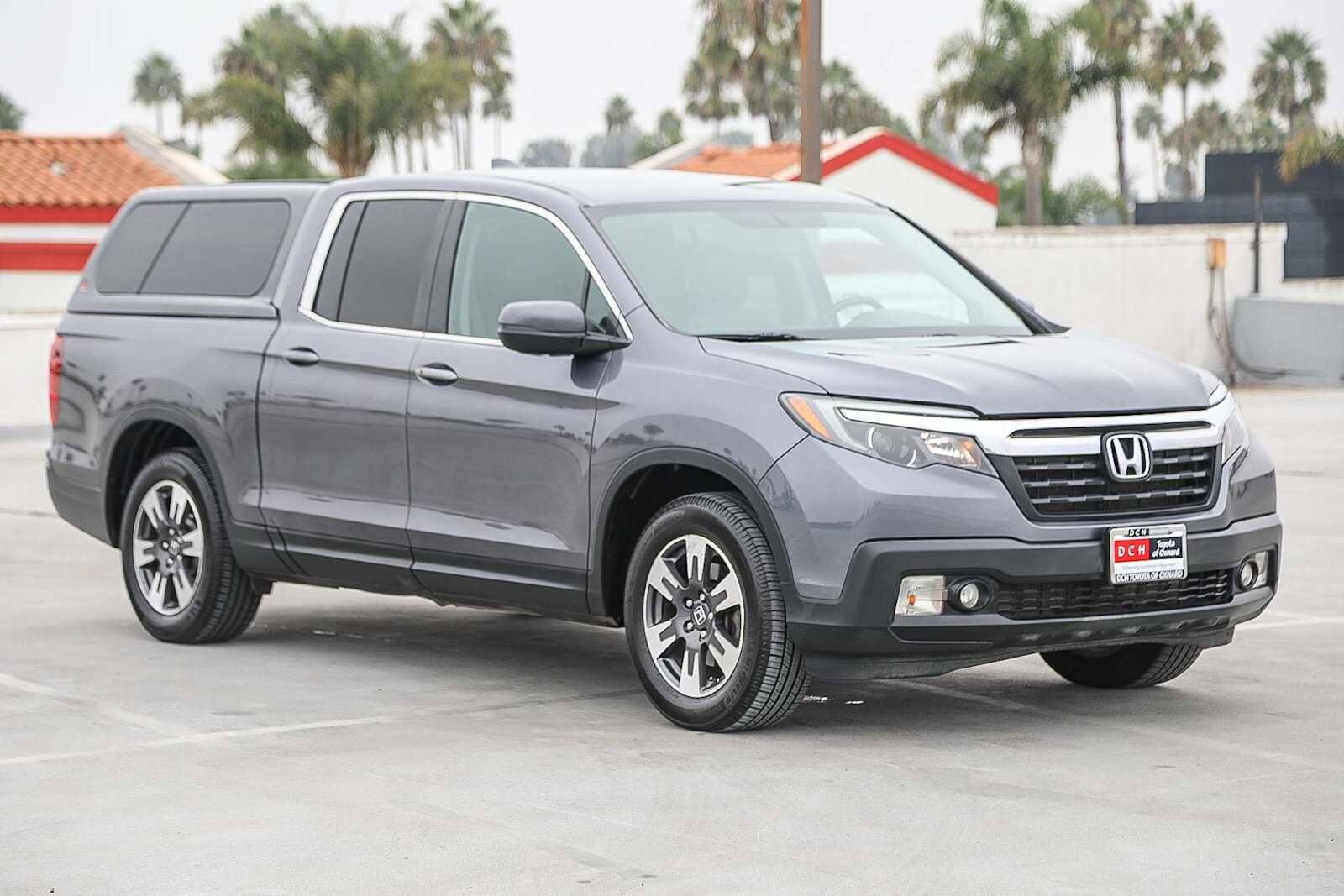 2017 Honda Ridgeline RTL photo 3