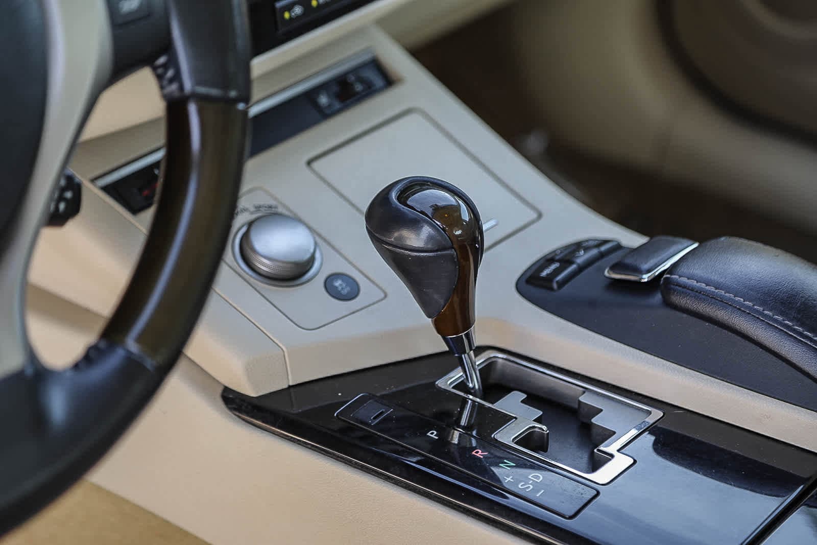 Thumbnail: 2013 Lexus ES - 20