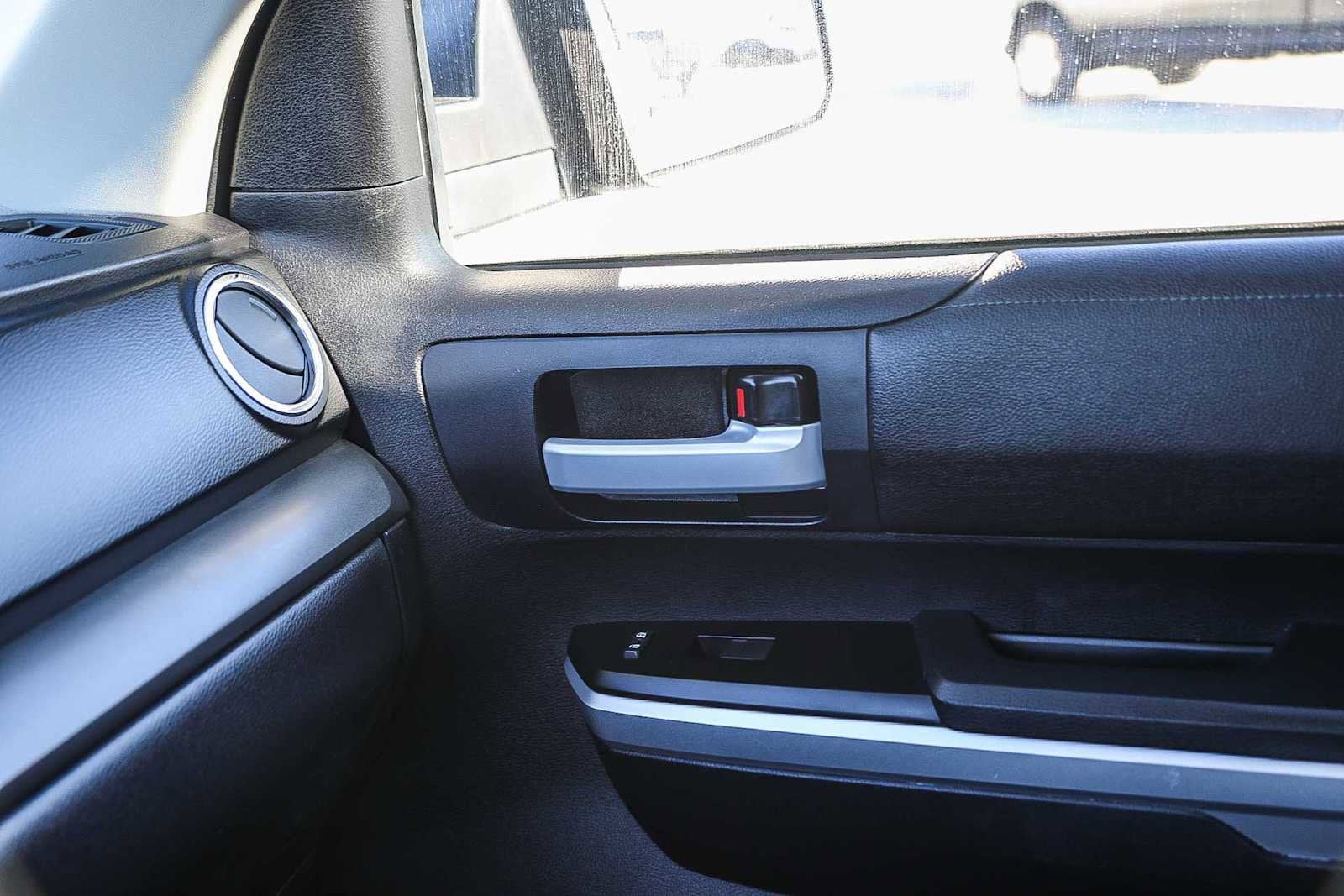 Thumbnail: 2016 Toyota Tundra - 22