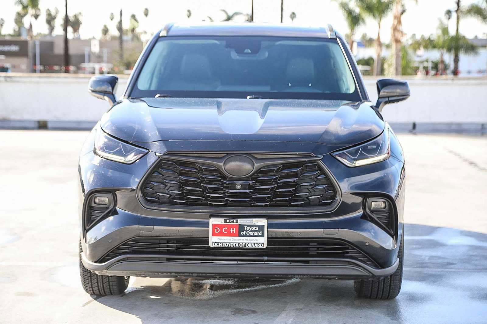 Thumbnail: 2021 Toyota Highlander - 3