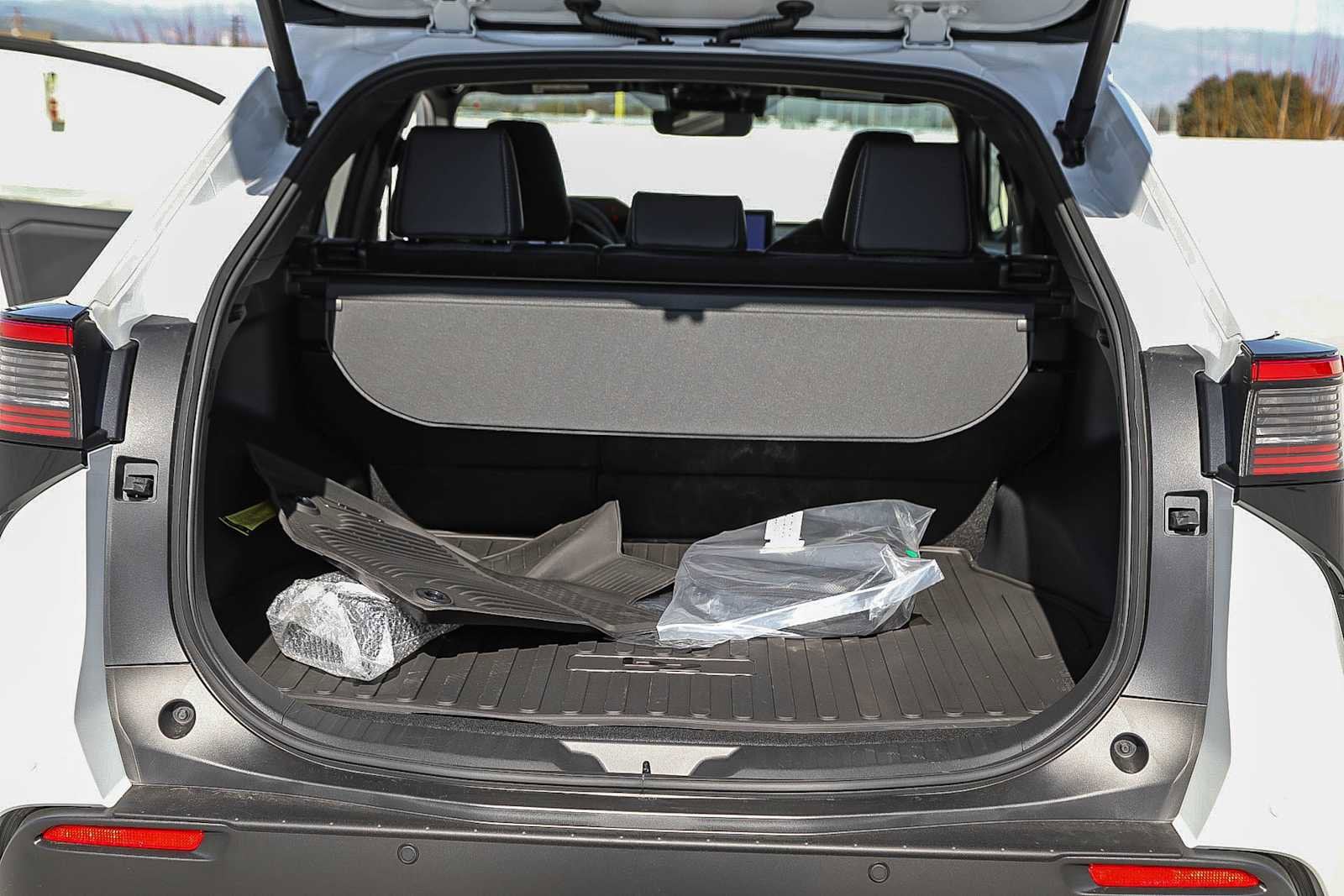 Thumbnail: 2026 Toyota bZ - 12