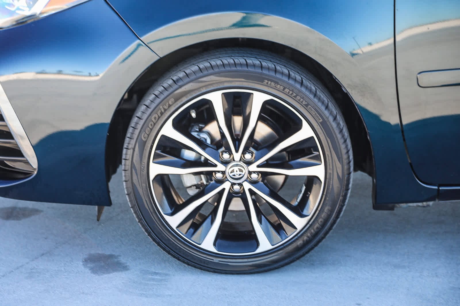 Thumbnail: 2019 Toyota Corolla - 11