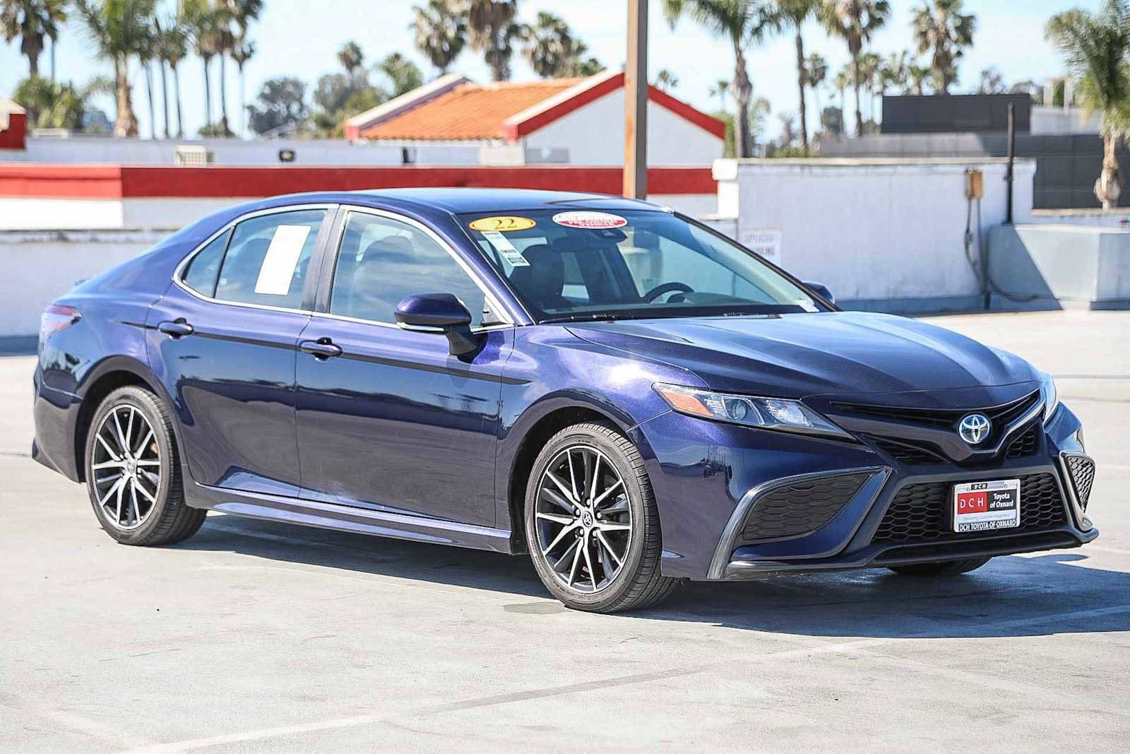 Thumbnail: 2022 Toyota Camry - 5