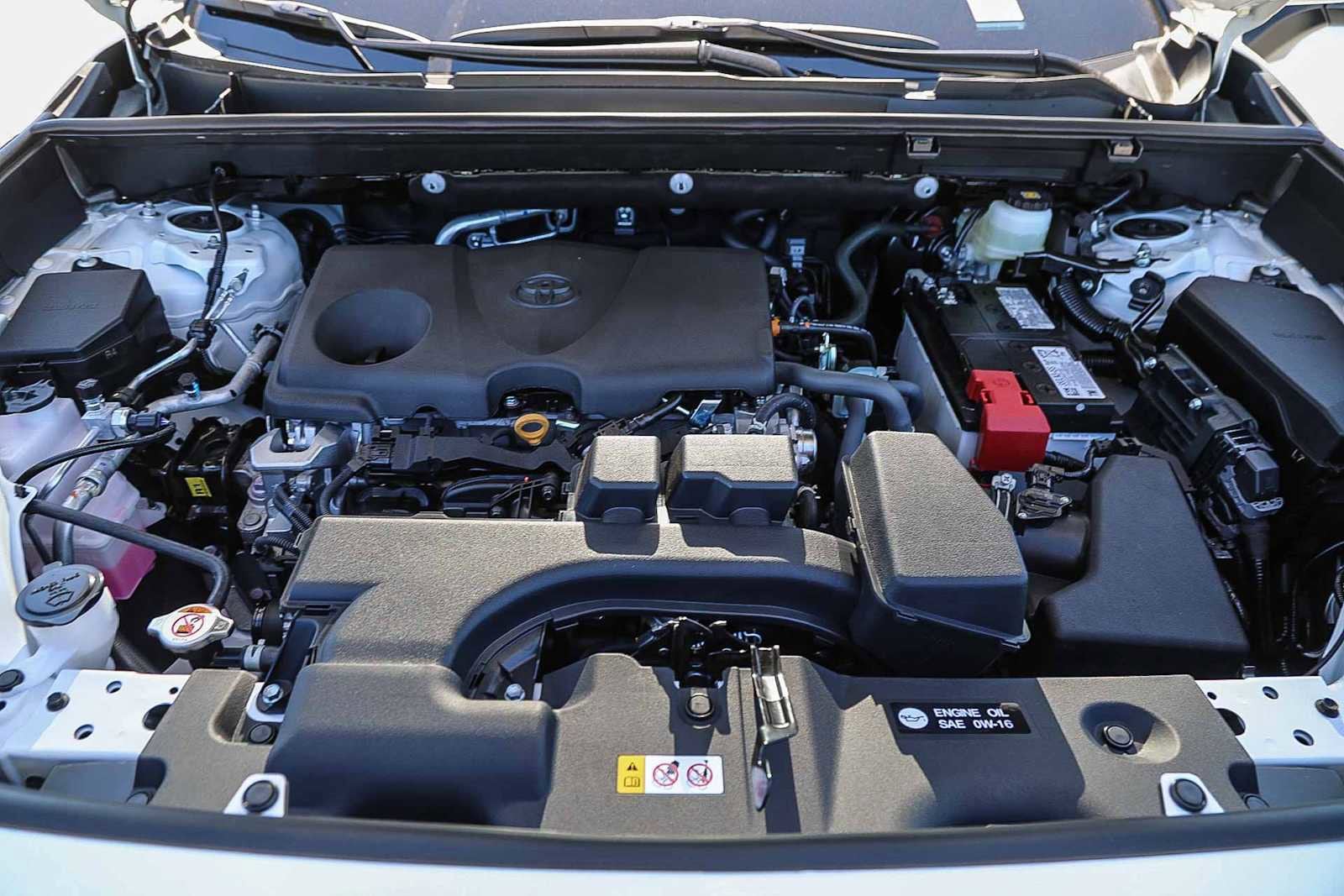 Thumbnail: 2025 Toyota RAV4 - 25