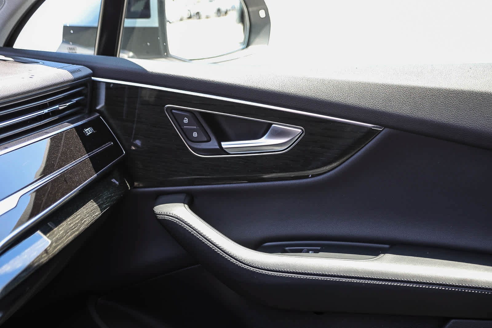 2023 Audi Q7 Premium Plus - Photo 22