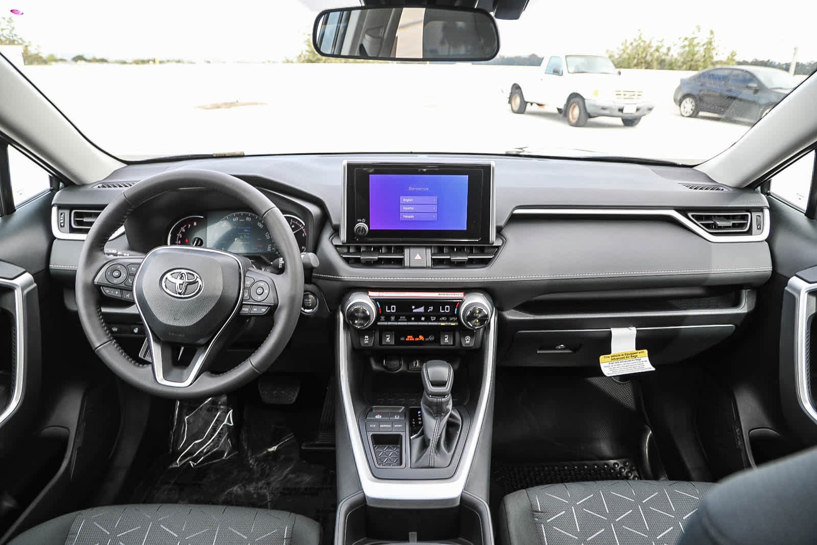 Thumbnail: 2025 Toyota RAV4 - 14