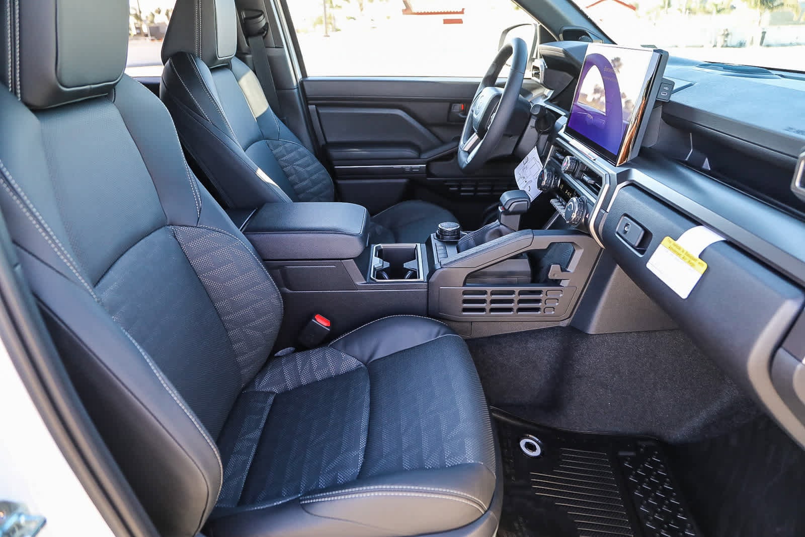 Thumbnail: 2025 Toyota 4Runner - 17