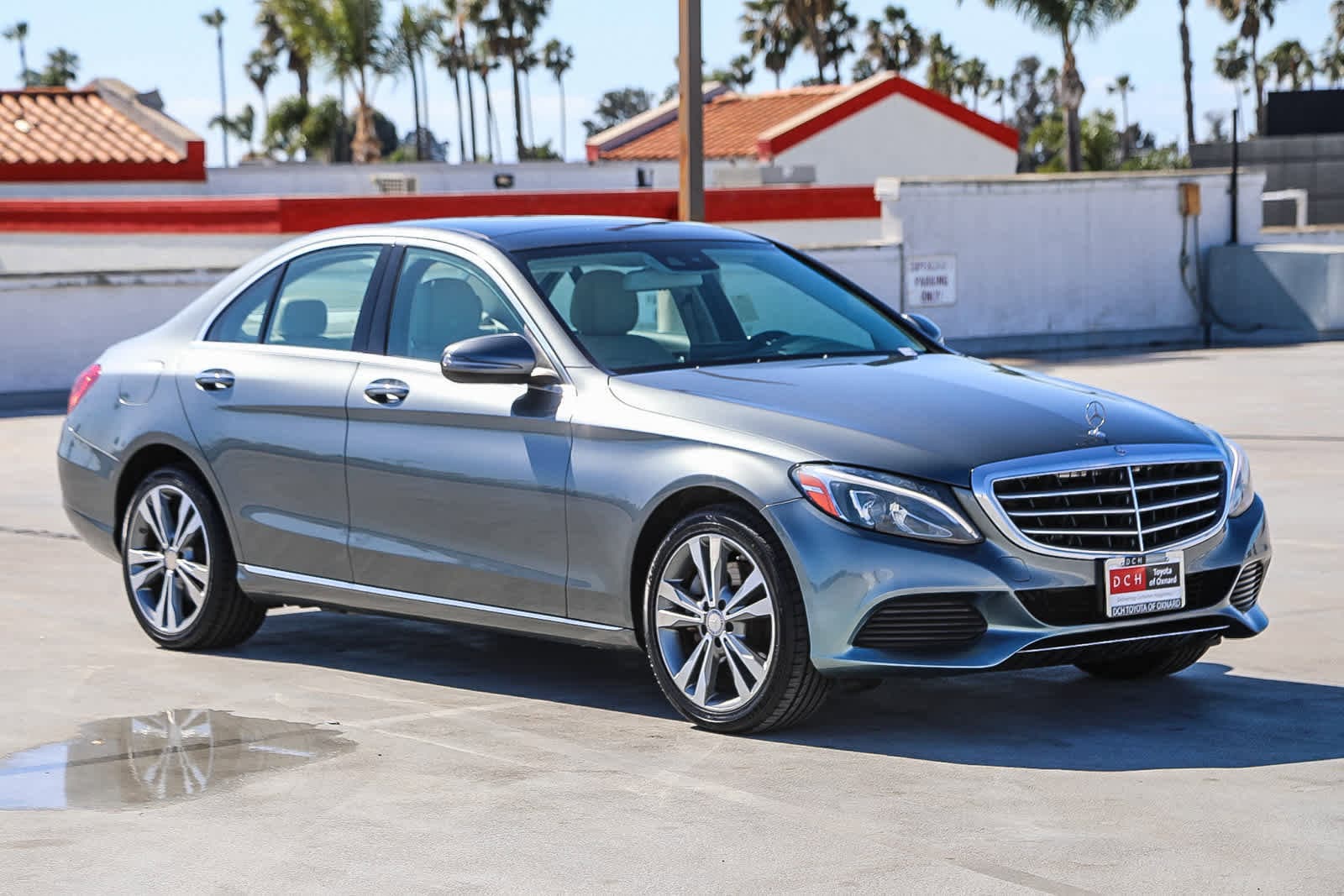 Thumbnail: 2017 Mercedes-Benz C-Class - 4
