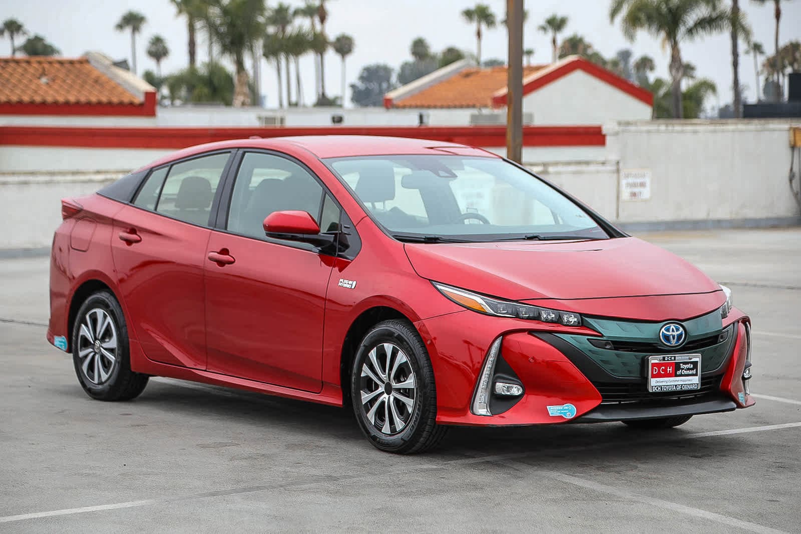 Thumbnail: 2017 Toyota Prius Prime - 4