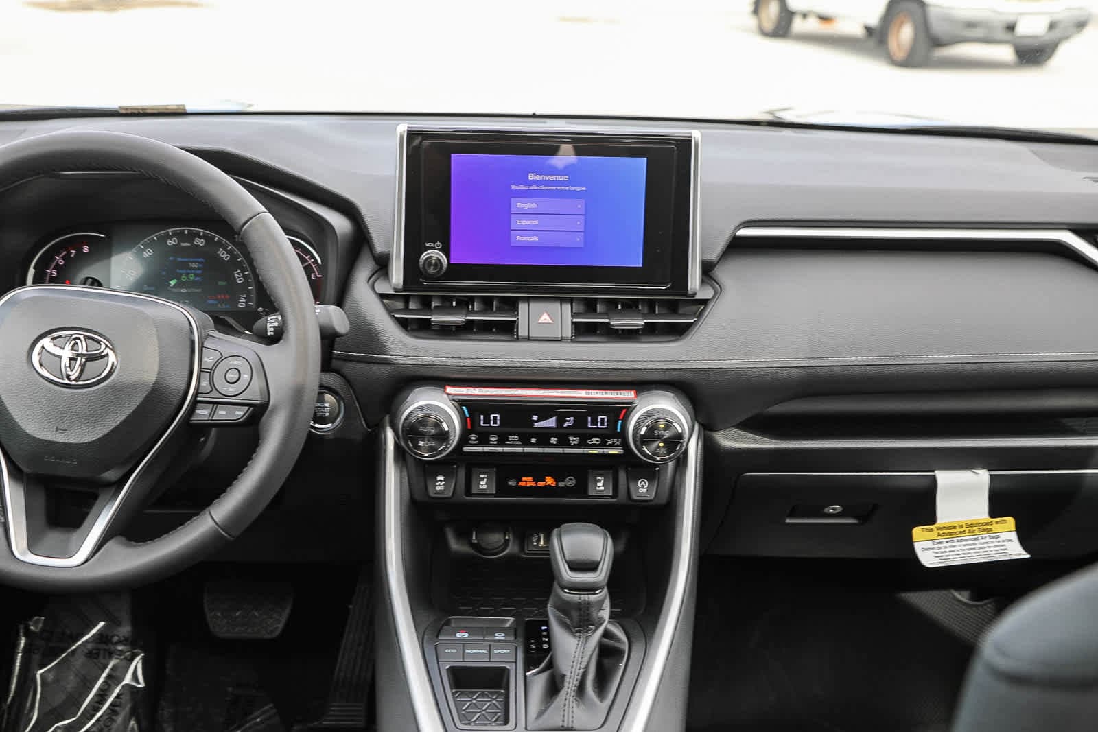 Thumbnail: 2025 Toyota RAV4 - 15