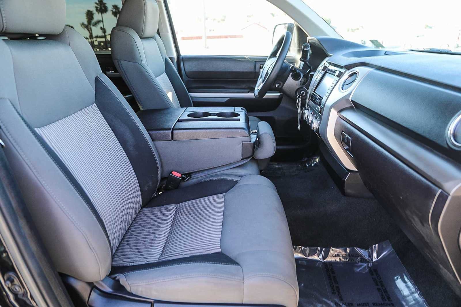 Thumbnail: 2016 Toyota Tundra - 17