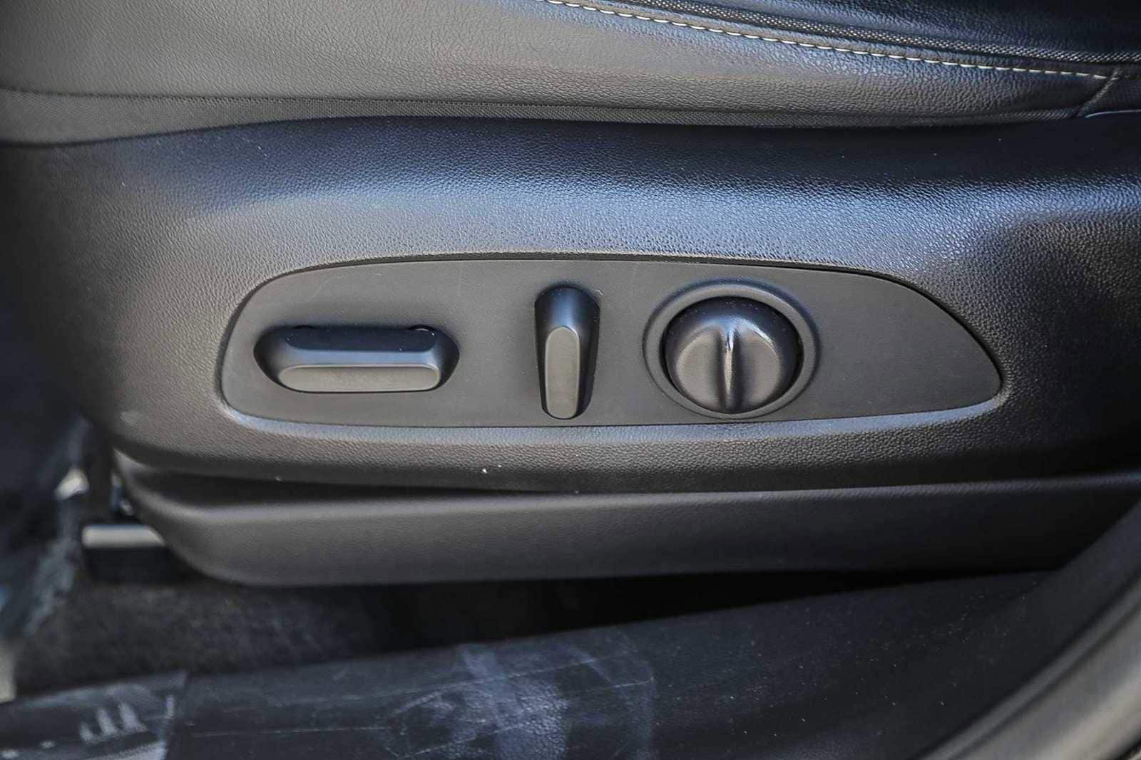 Thumbnail: 2021 Chevrolet TrailBlazer - 19