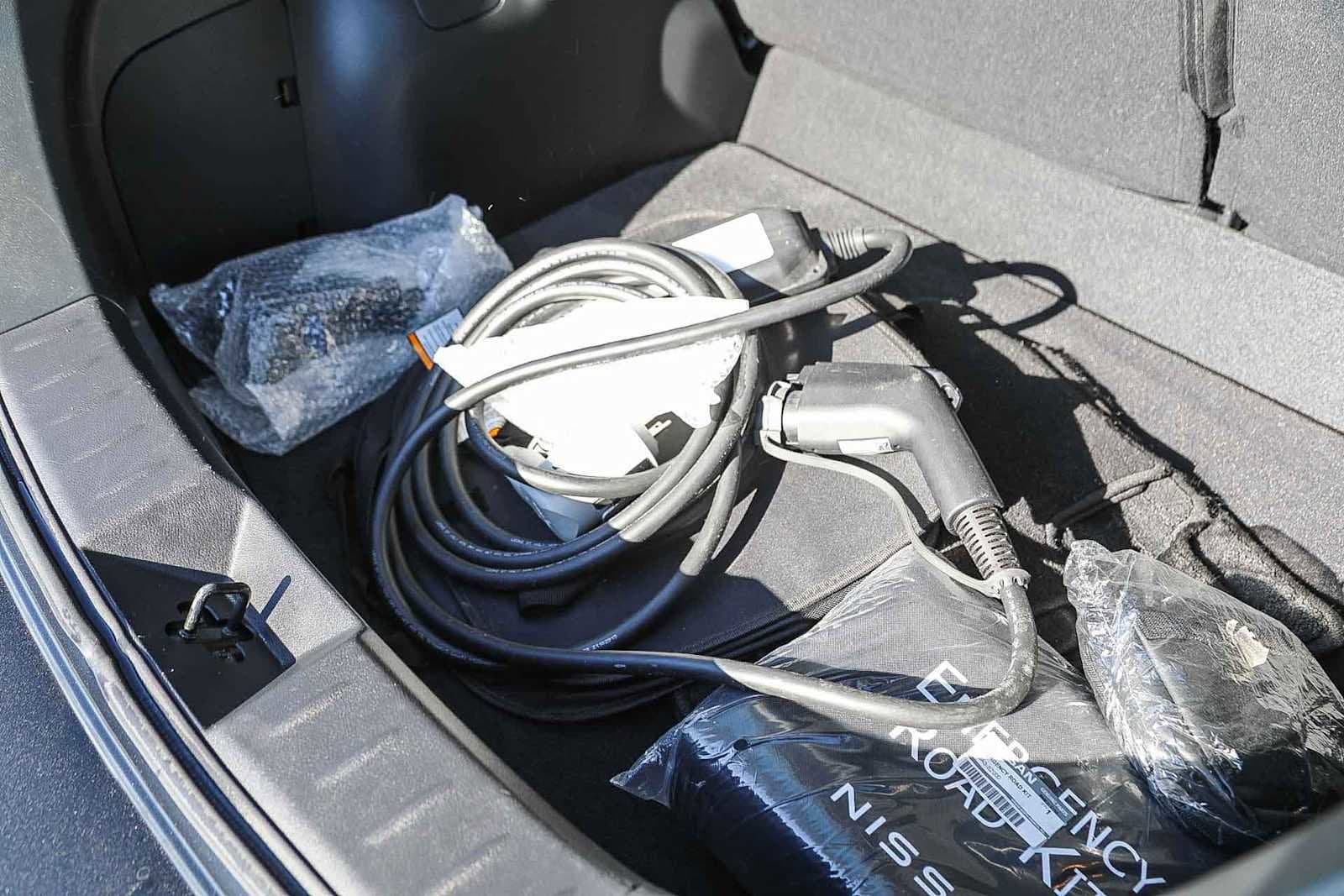 Thumbnail: 2023 Nissan Leaf - 26