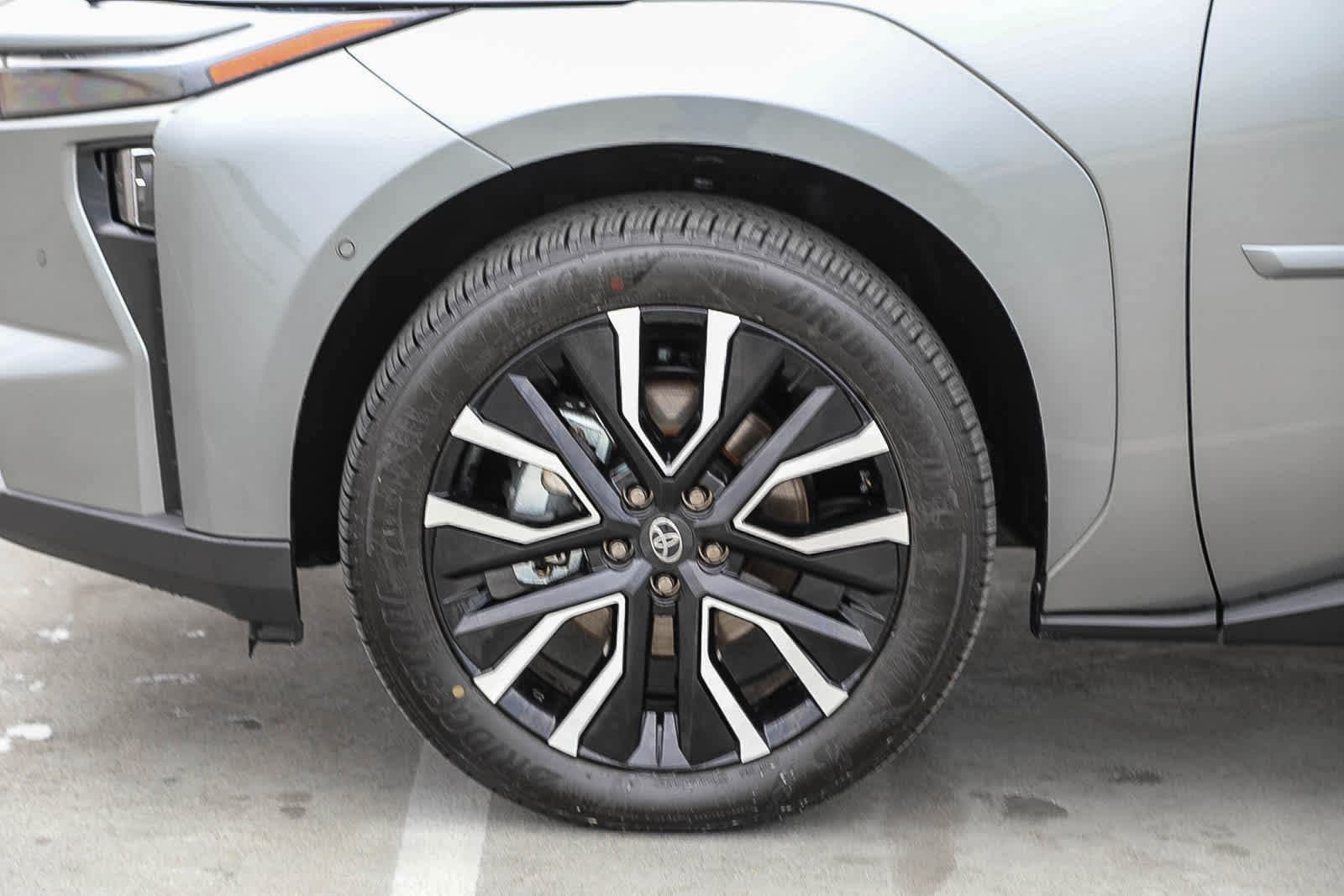 Thumbnail: 2026 Toyota bZ - 10