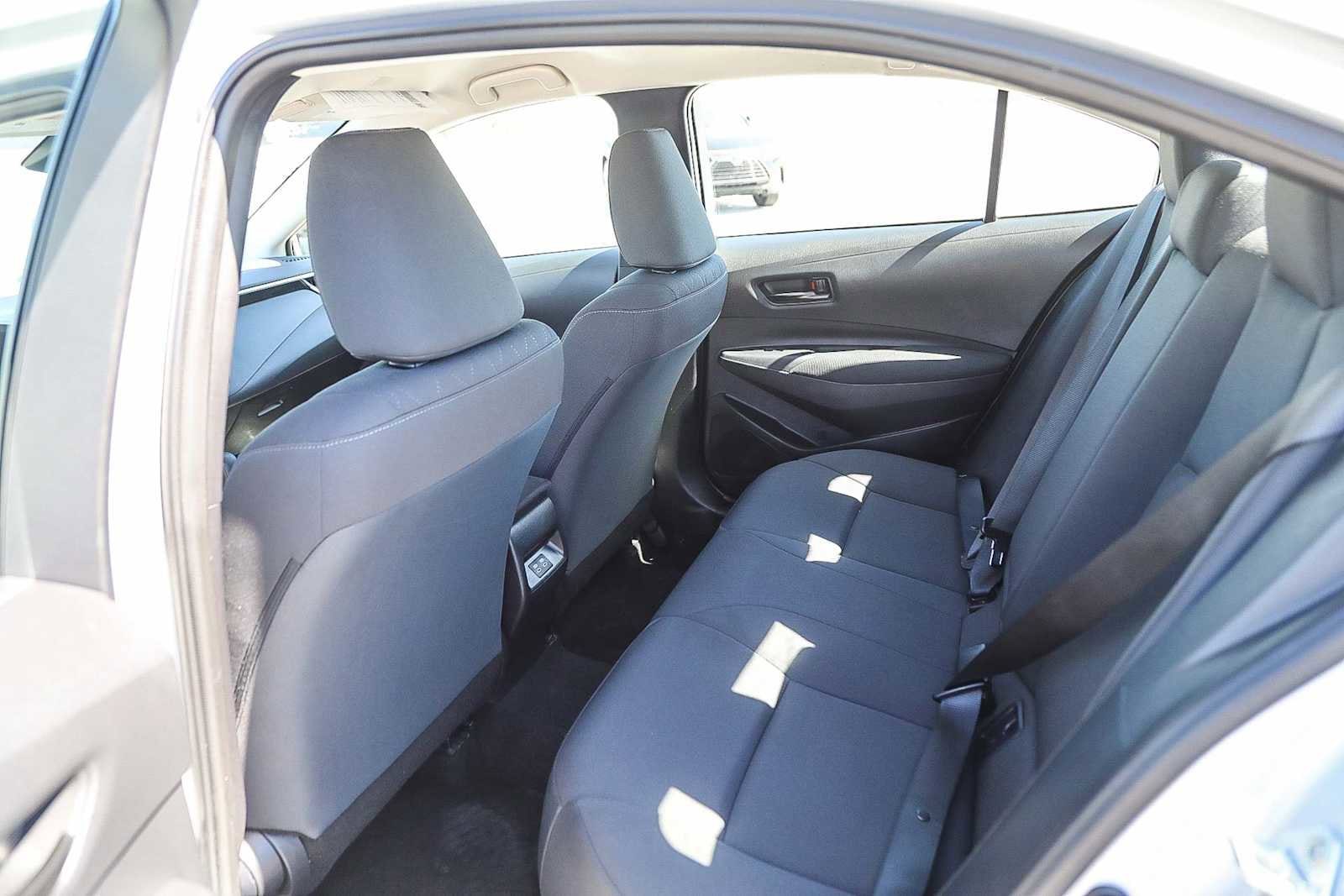 Thumbnail: 2024 Toyota Corolla - 18