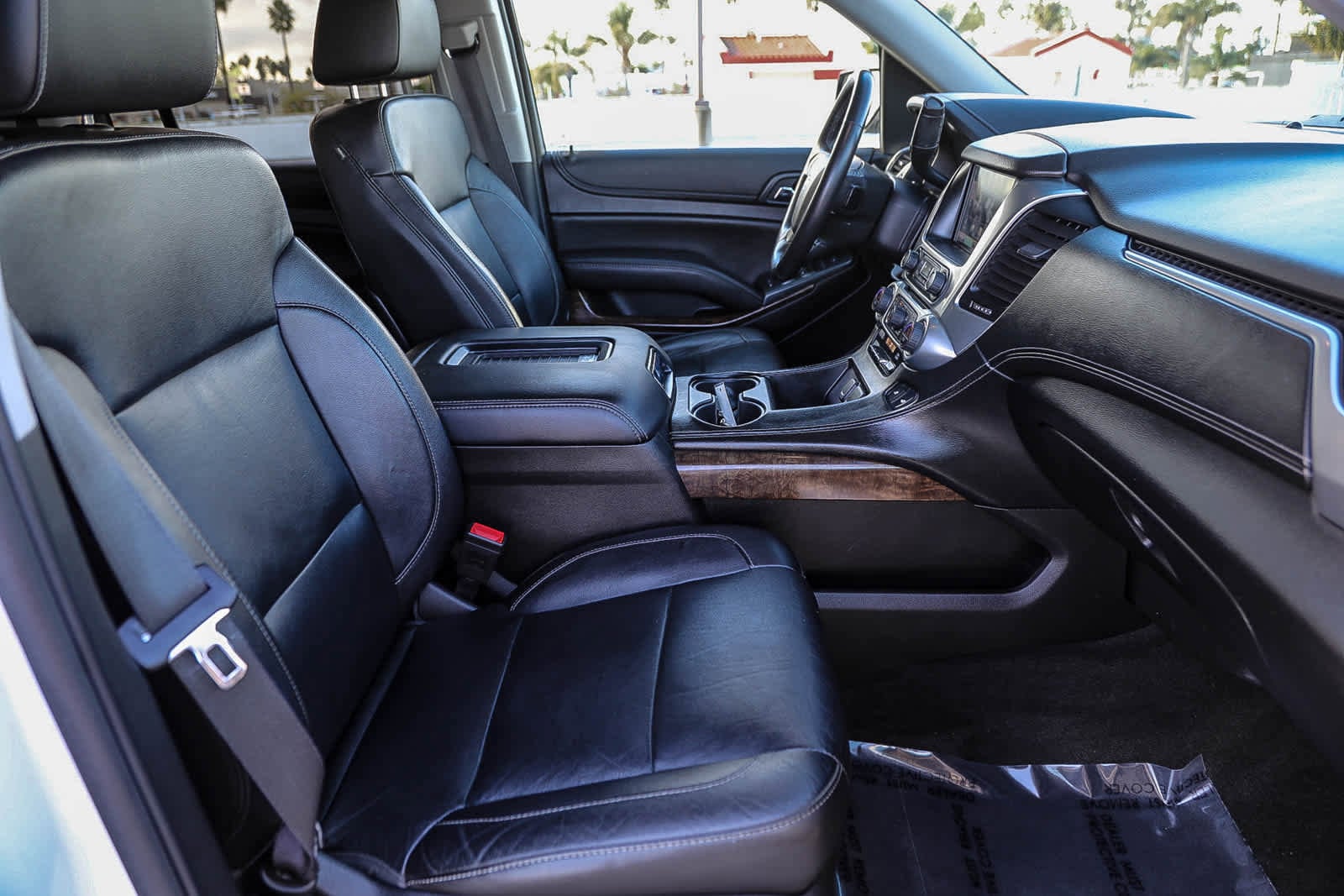 Thumbnail: 2015 Chevrolet Suburban - 15