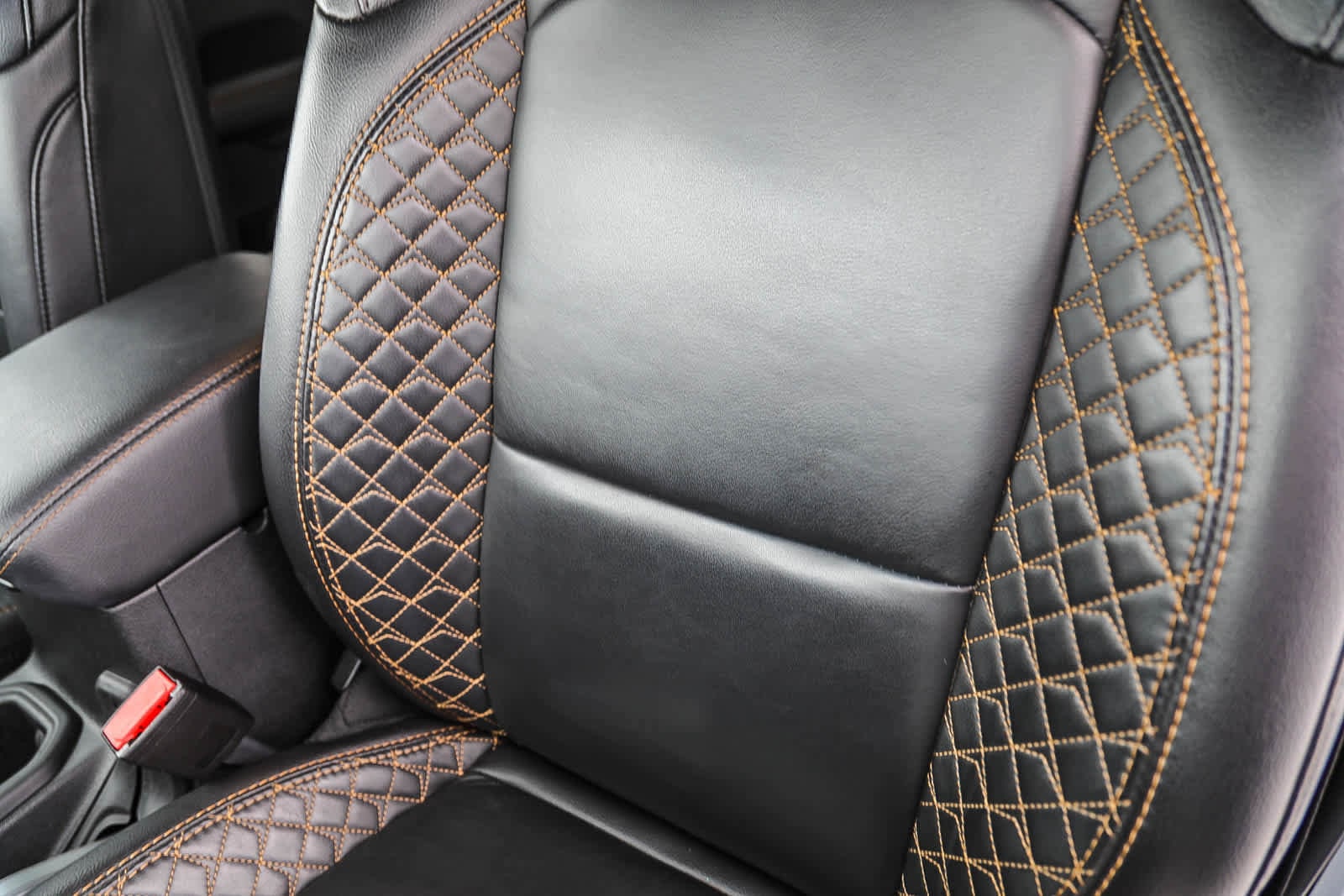 Thumbnail: 2022 Jeep Wrangler - 24