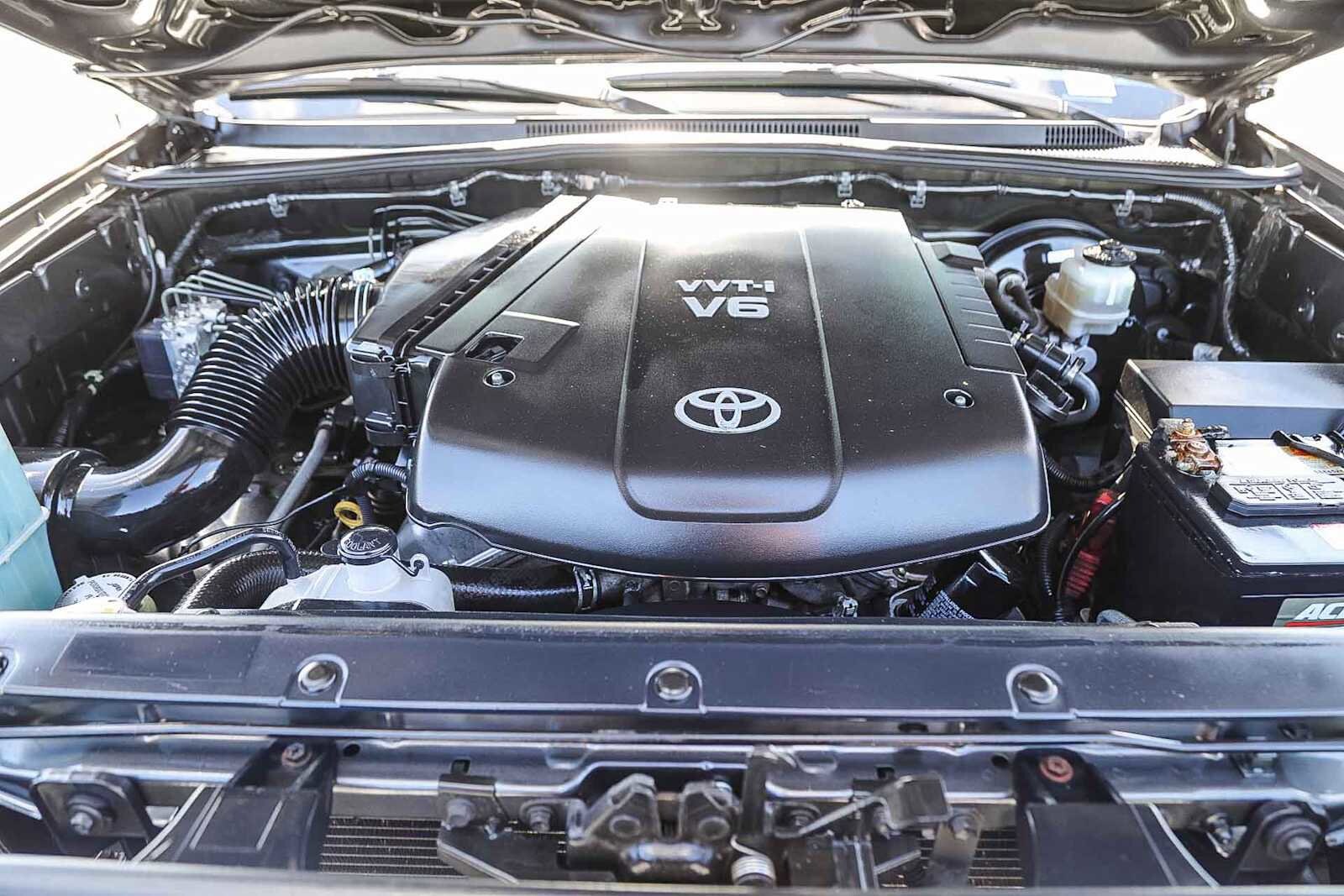 Thumbnail: 2011 Toyota Tacoma - 26