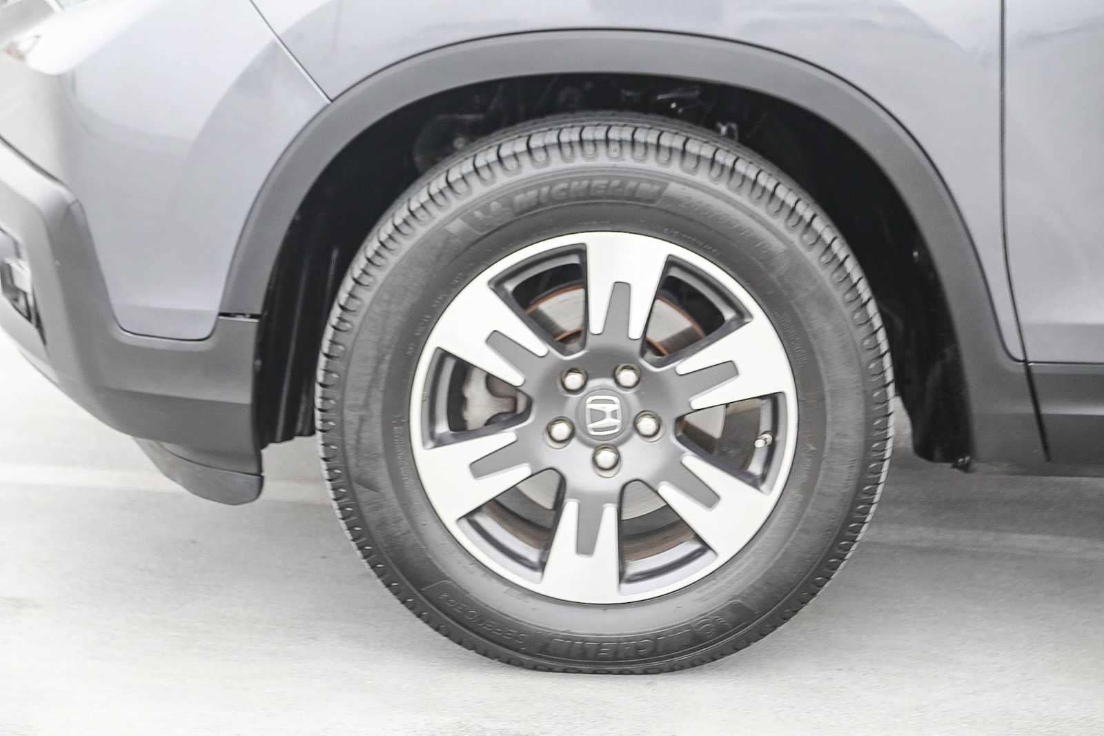 Thumbnail: 2017 Honda Ridgeline - 9