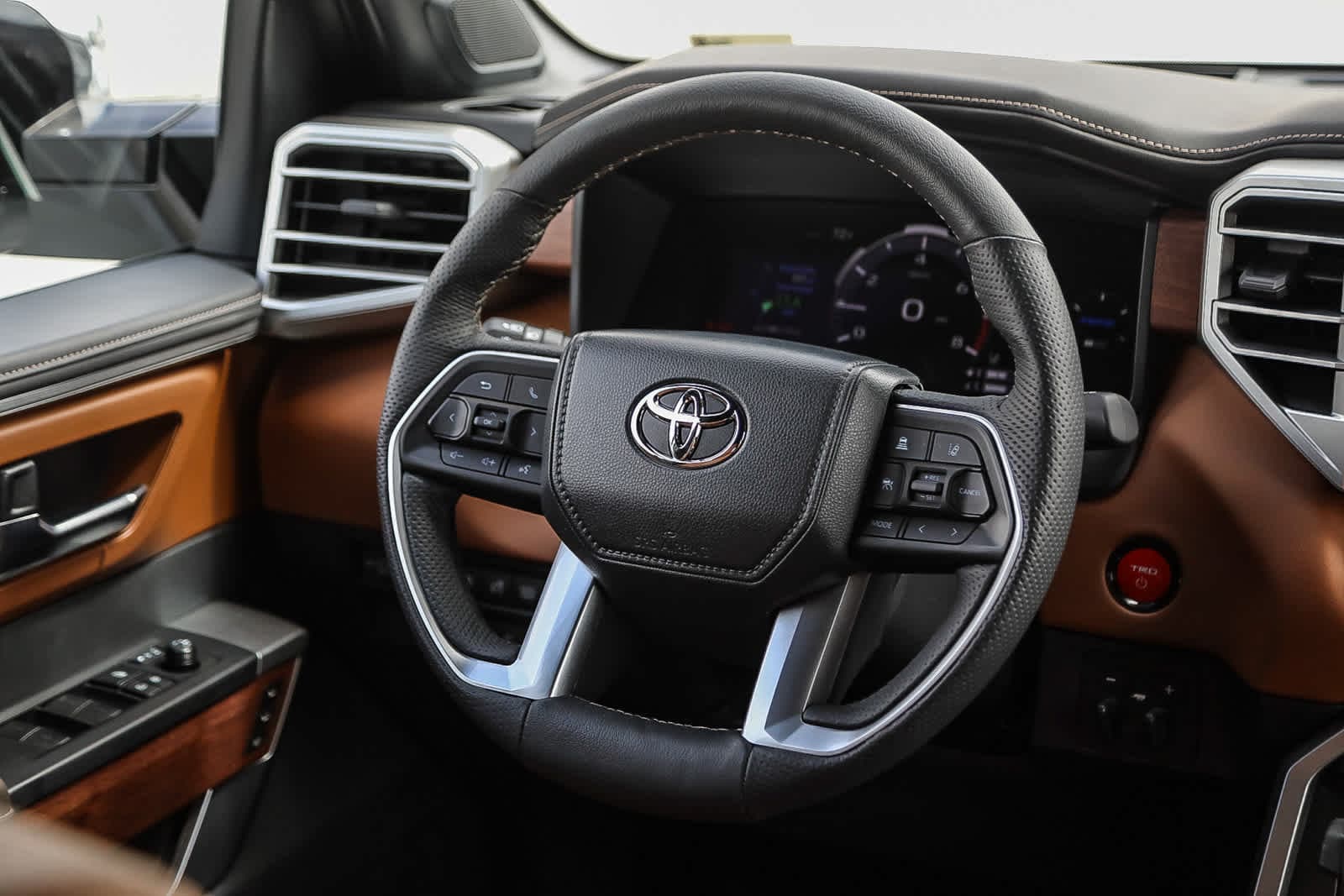 Thumbnail: 2025 Toyota Tundra - 17