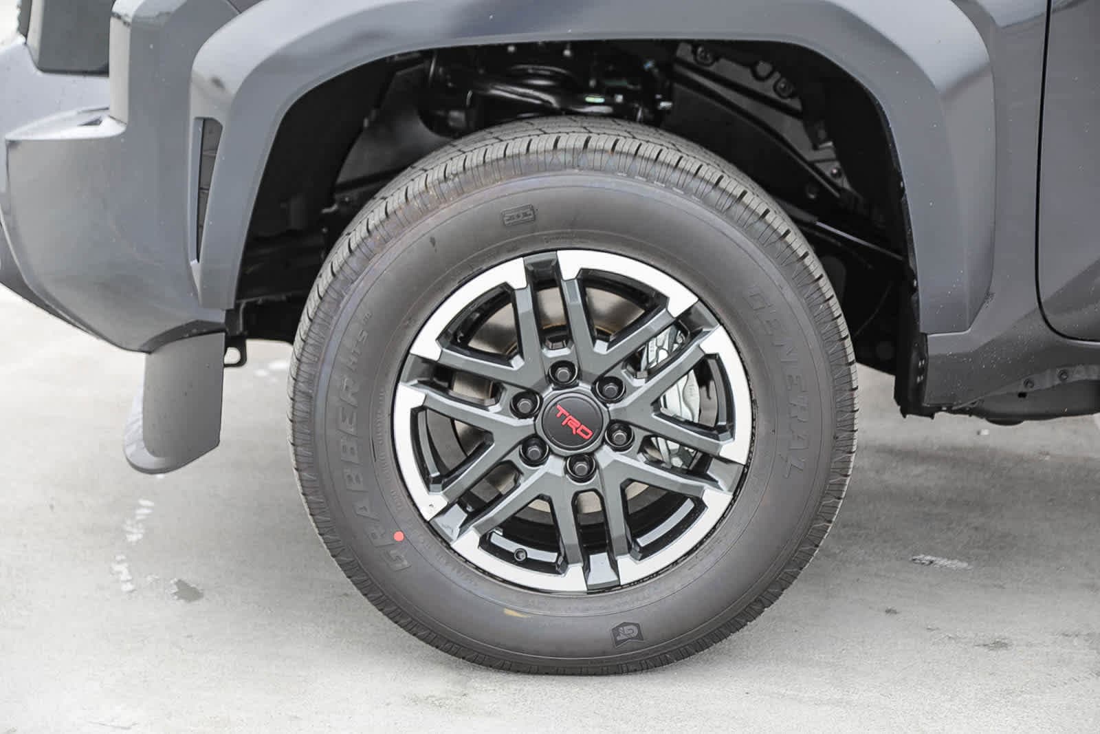 Thumbnail: 2025 Toyota Tacoma - 10