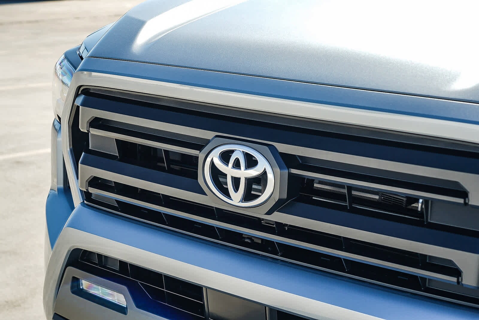 Thumbnail: 2026 Toyota Tacoma - 10