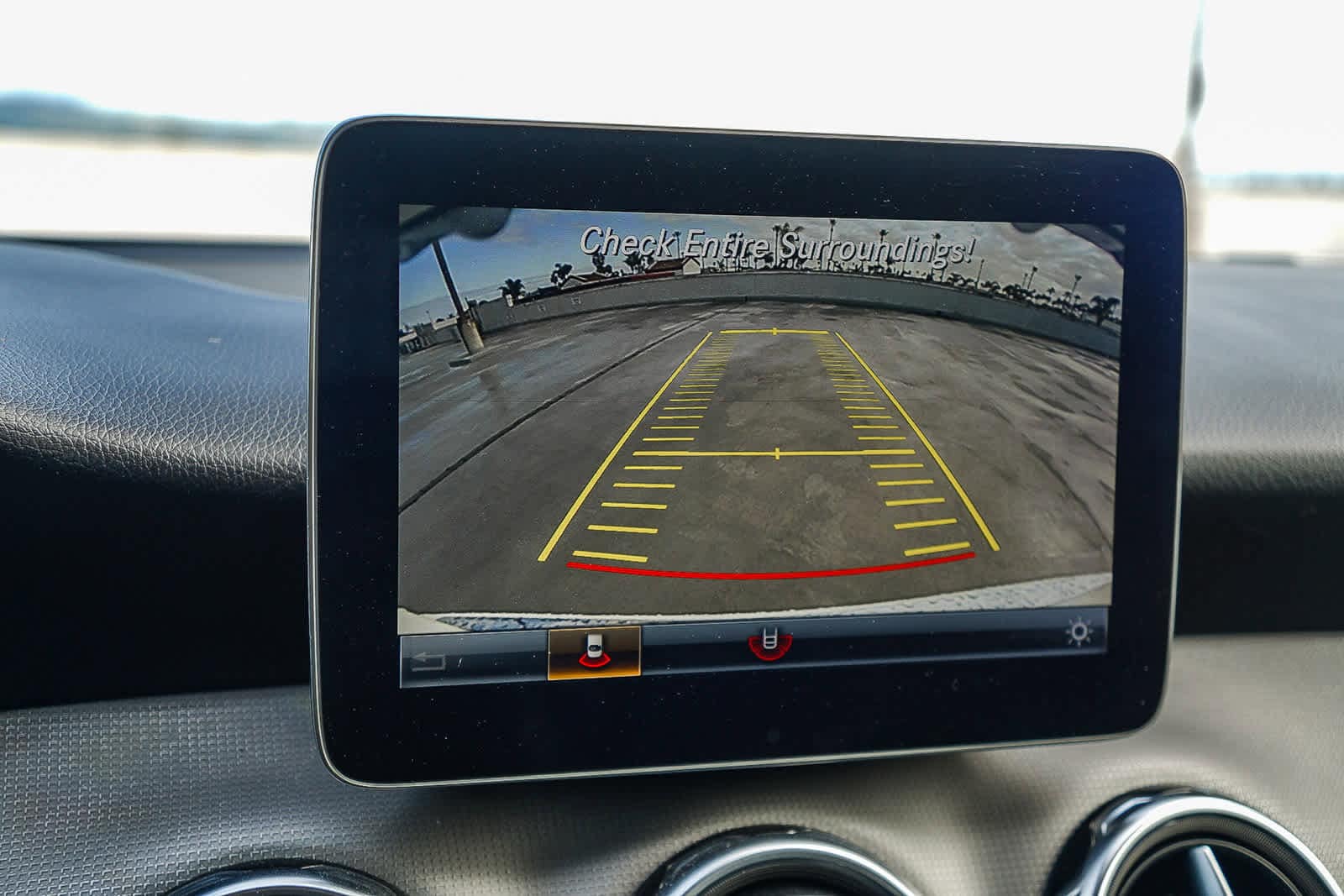 Thumbnail: 2020 Mercedes-Benz GLA - 28