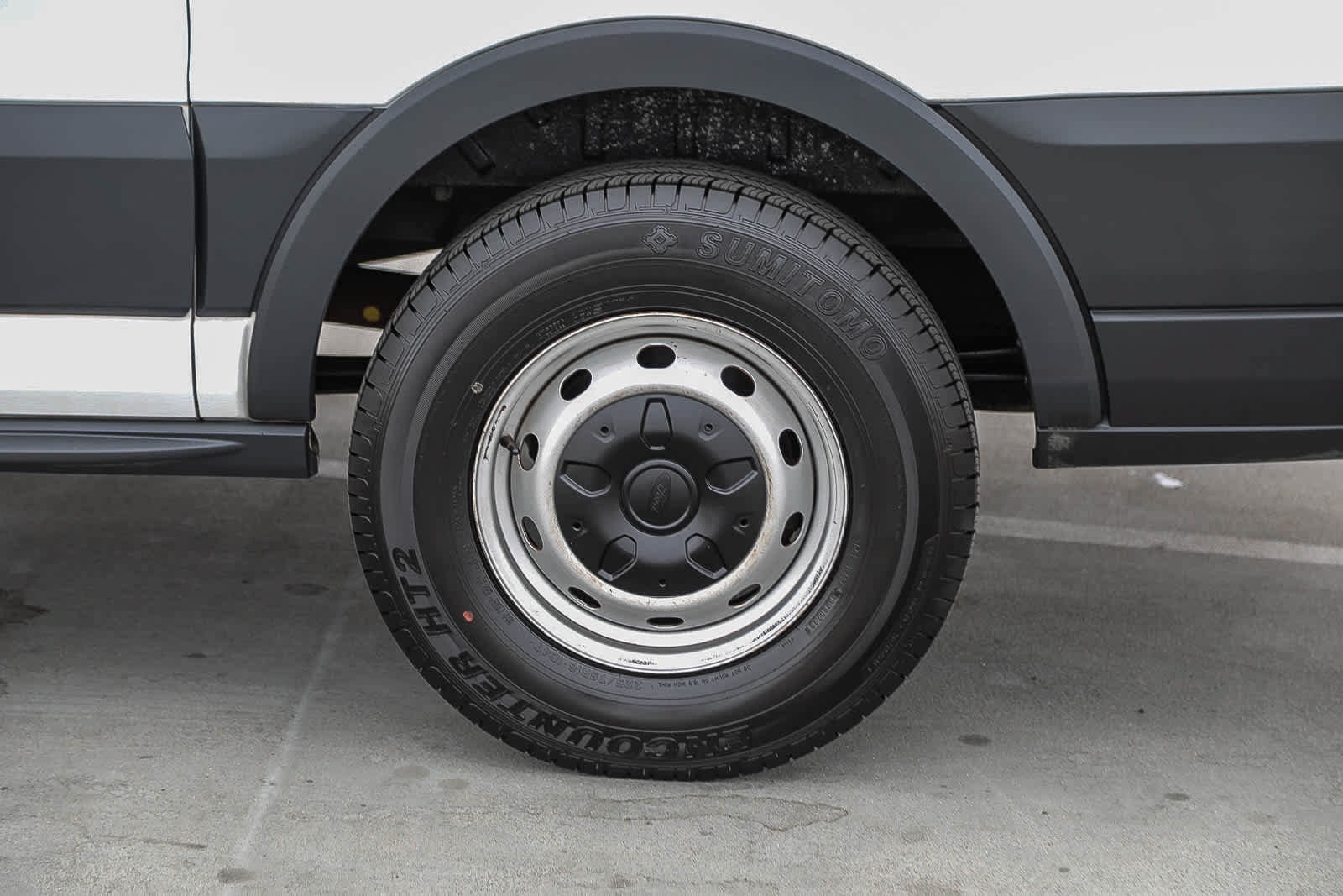 Thumbnail: 2015 Ford Transit Series - 10