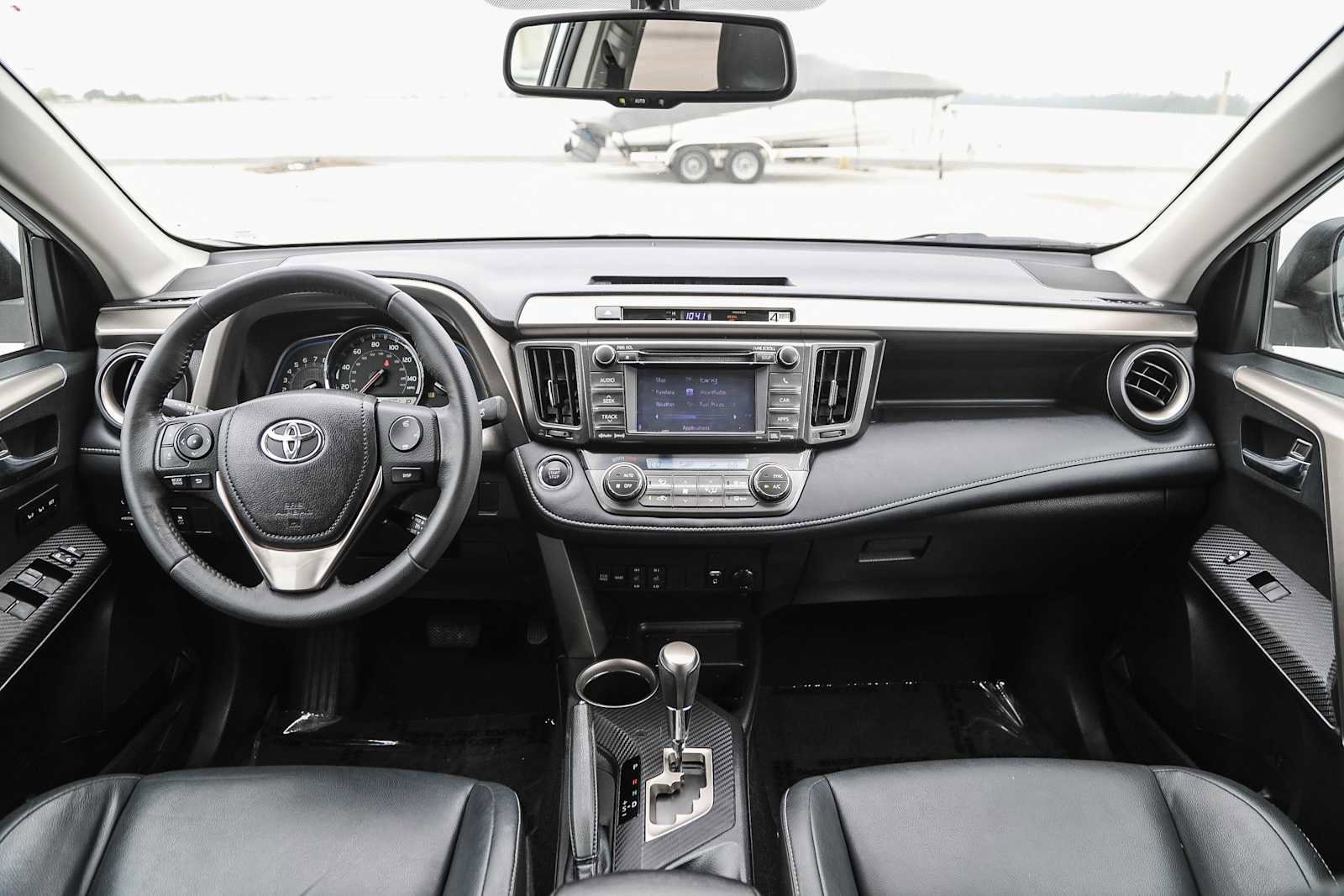 Thumbnail: 2013 Toyota RAV4 - 11
