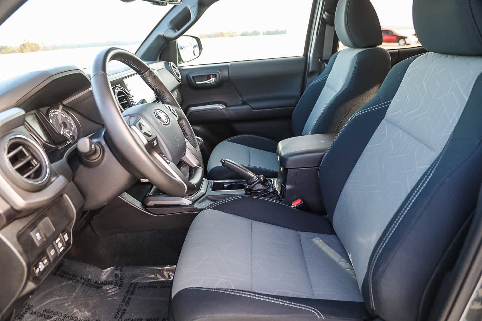 Thumbnail: 2020 Toyota Tacoma - 18