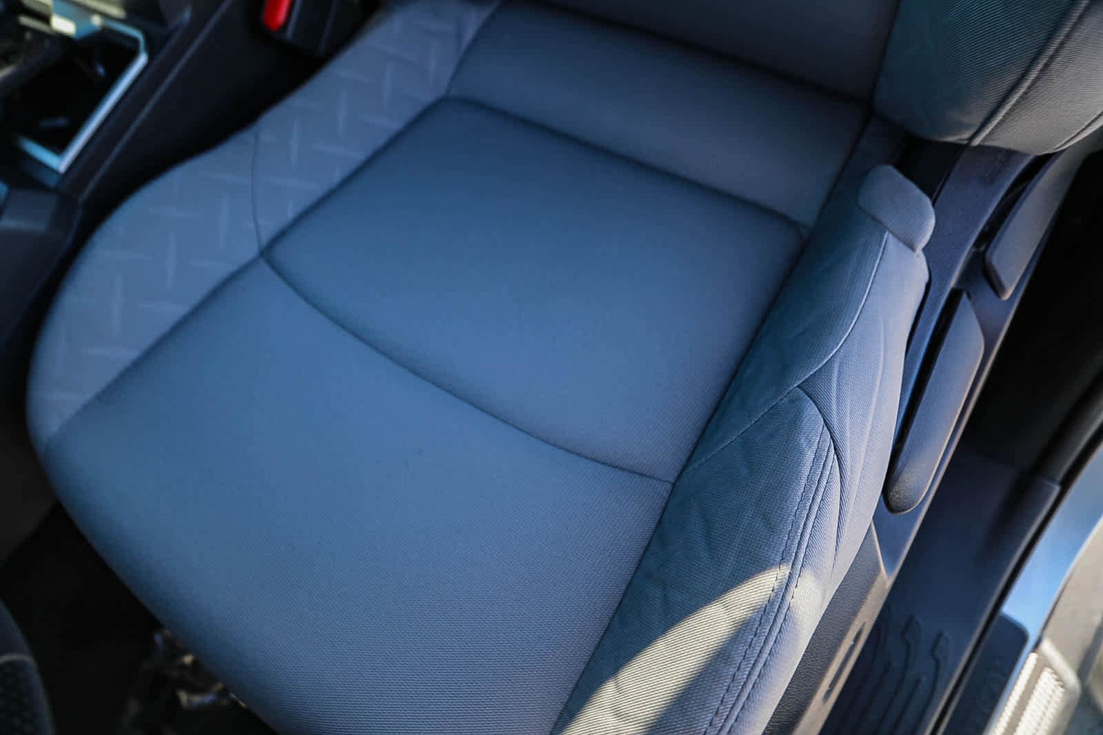 Thumbnail: 2025 Toyota Tacoma - 25