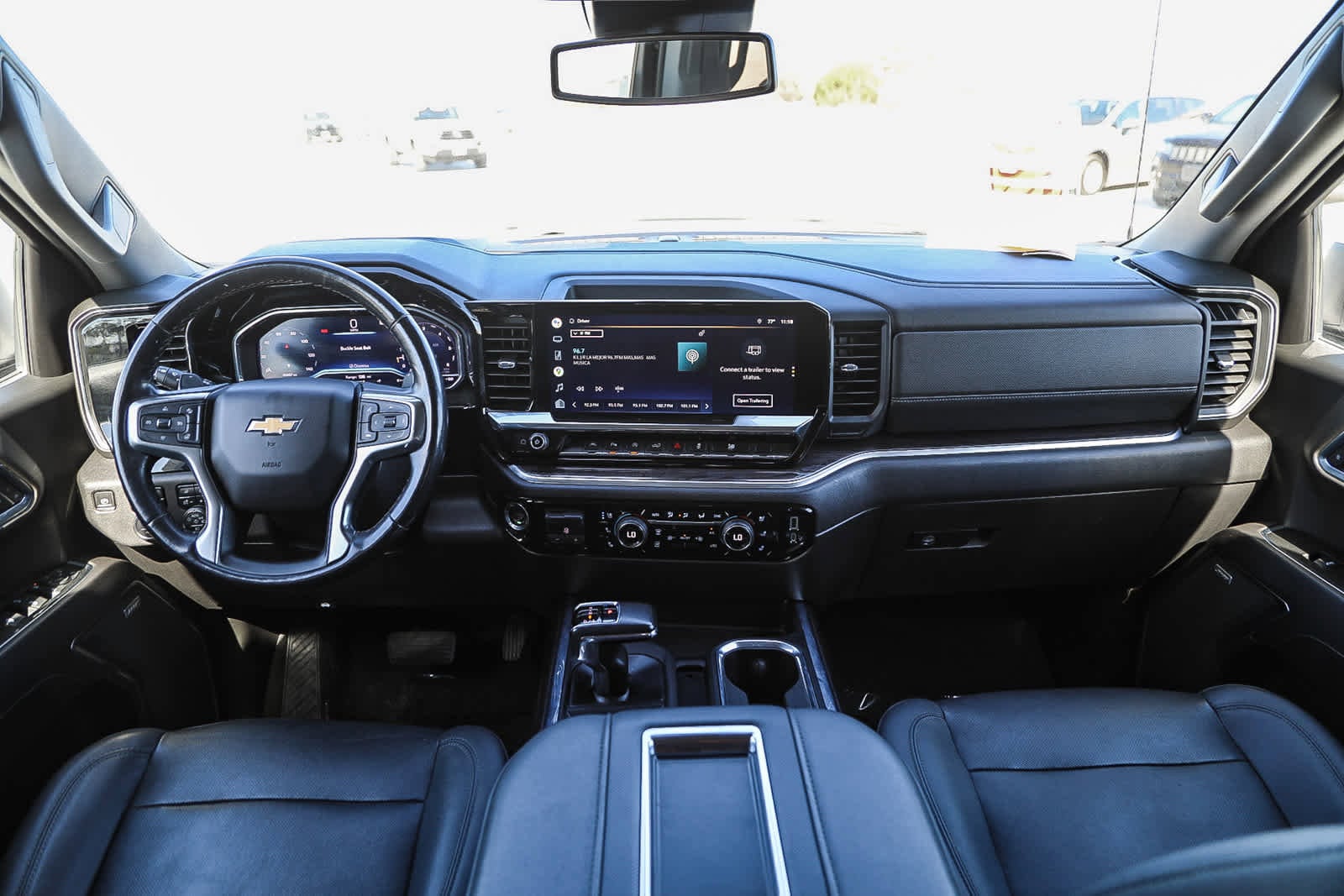 Thumbnail: 2022 Chevrolet Silverado 1500 - 12